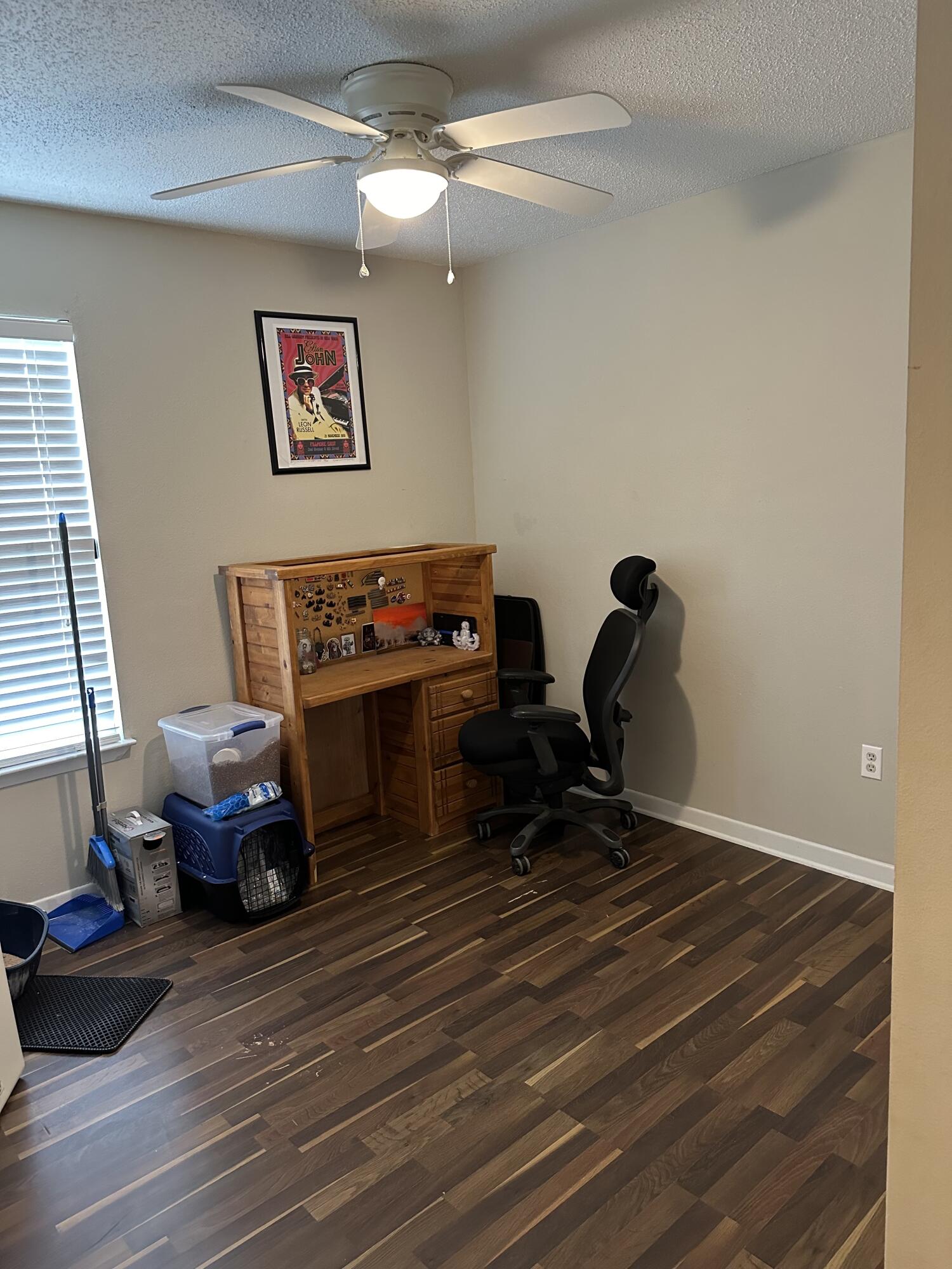 KELLY HILL & CRYSTAL (232202.00) - Residential Lease