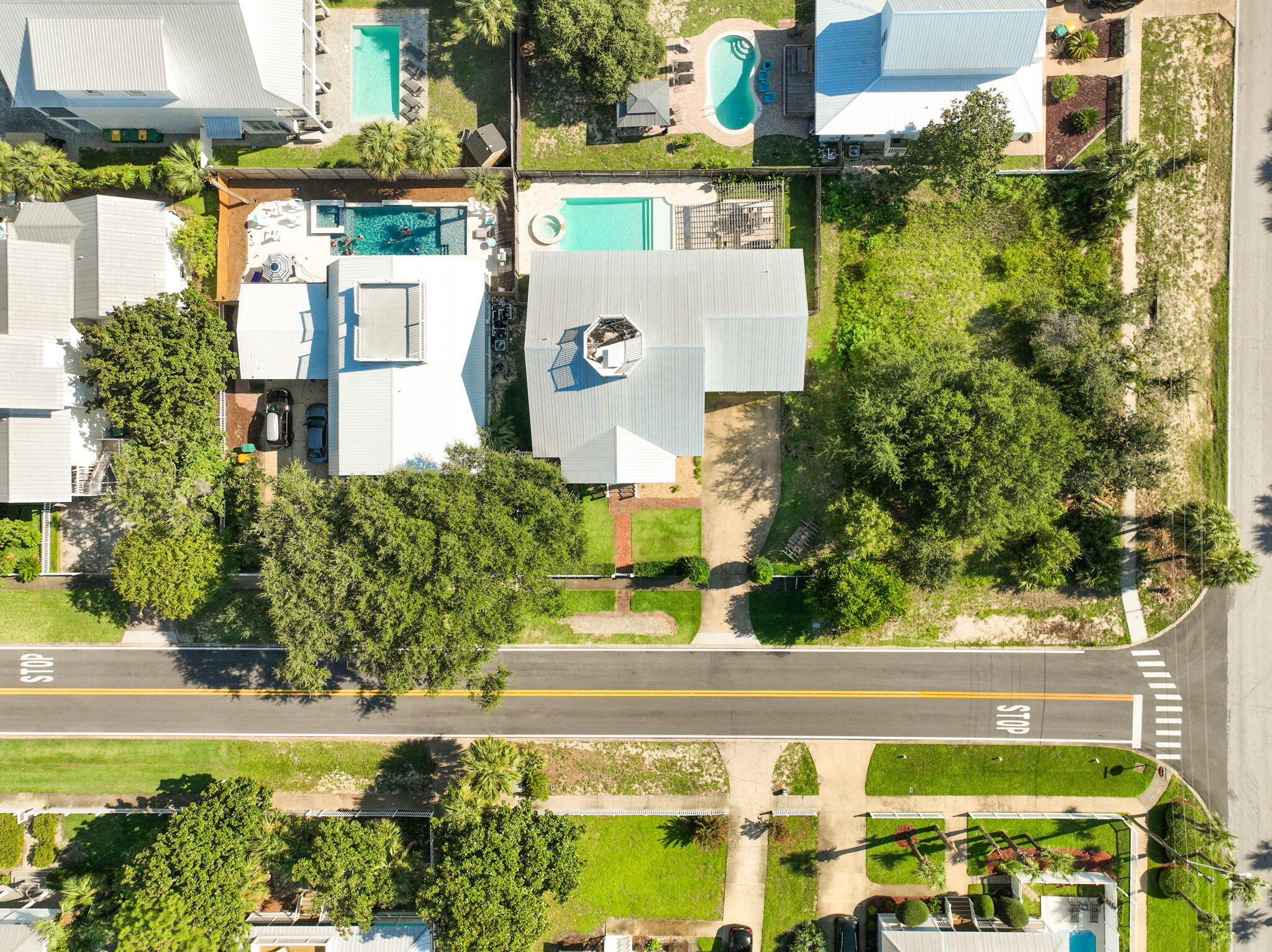 CRYSTAL BEACH - Residential
