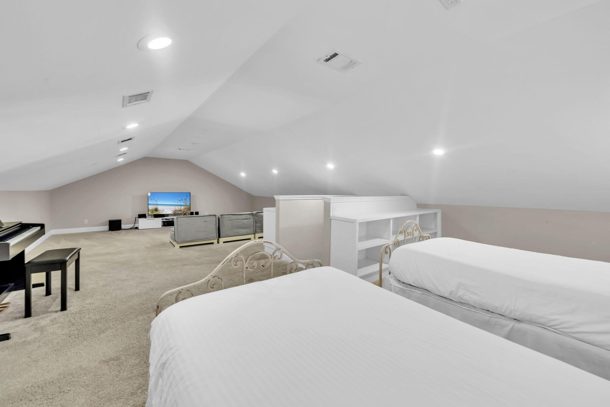 CRYSTAL BEACH - Residential