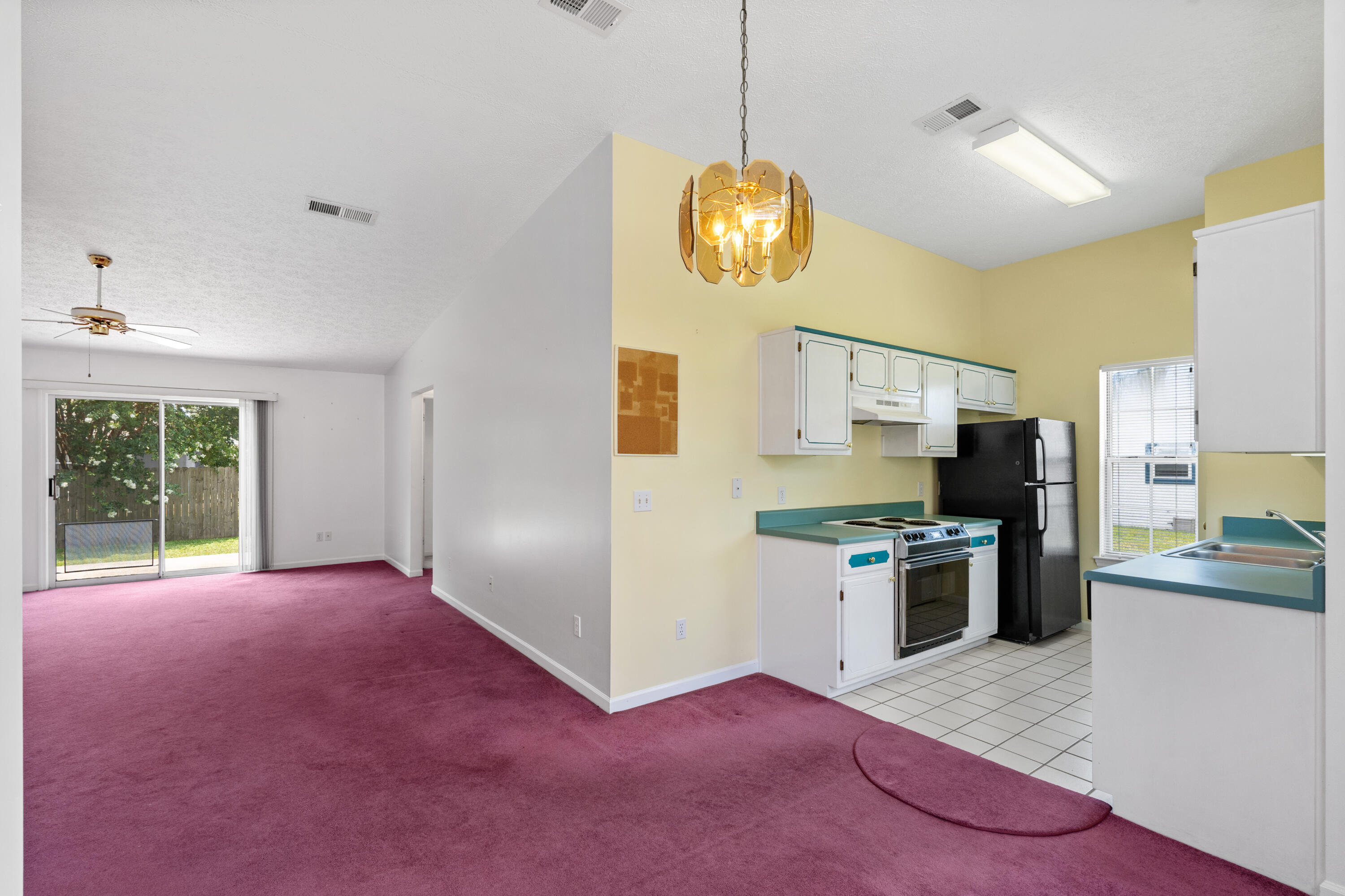 NORTH LAGOON HEIGHTS - Residential