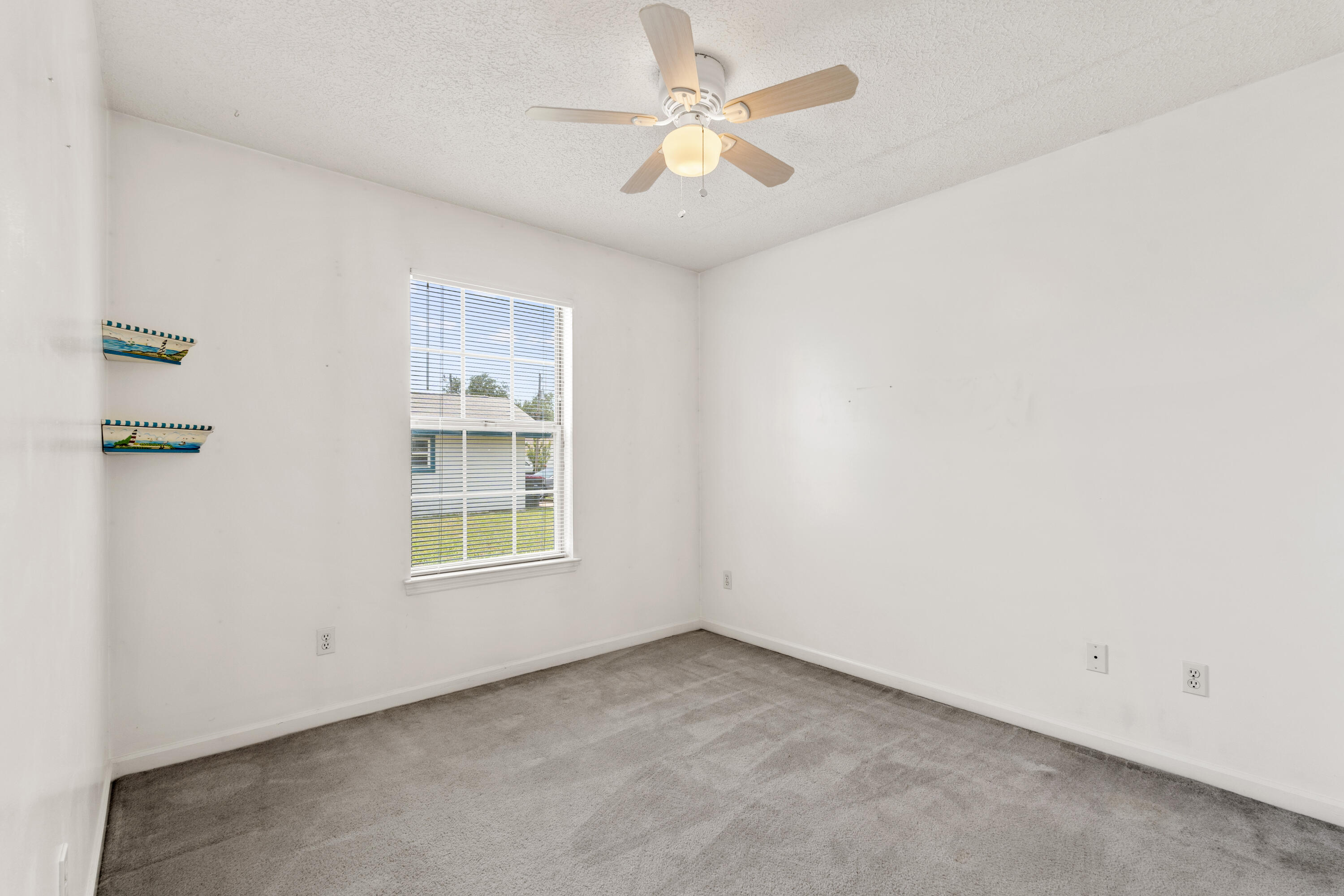 NORTH LAGOON HEIGHTS - Residential