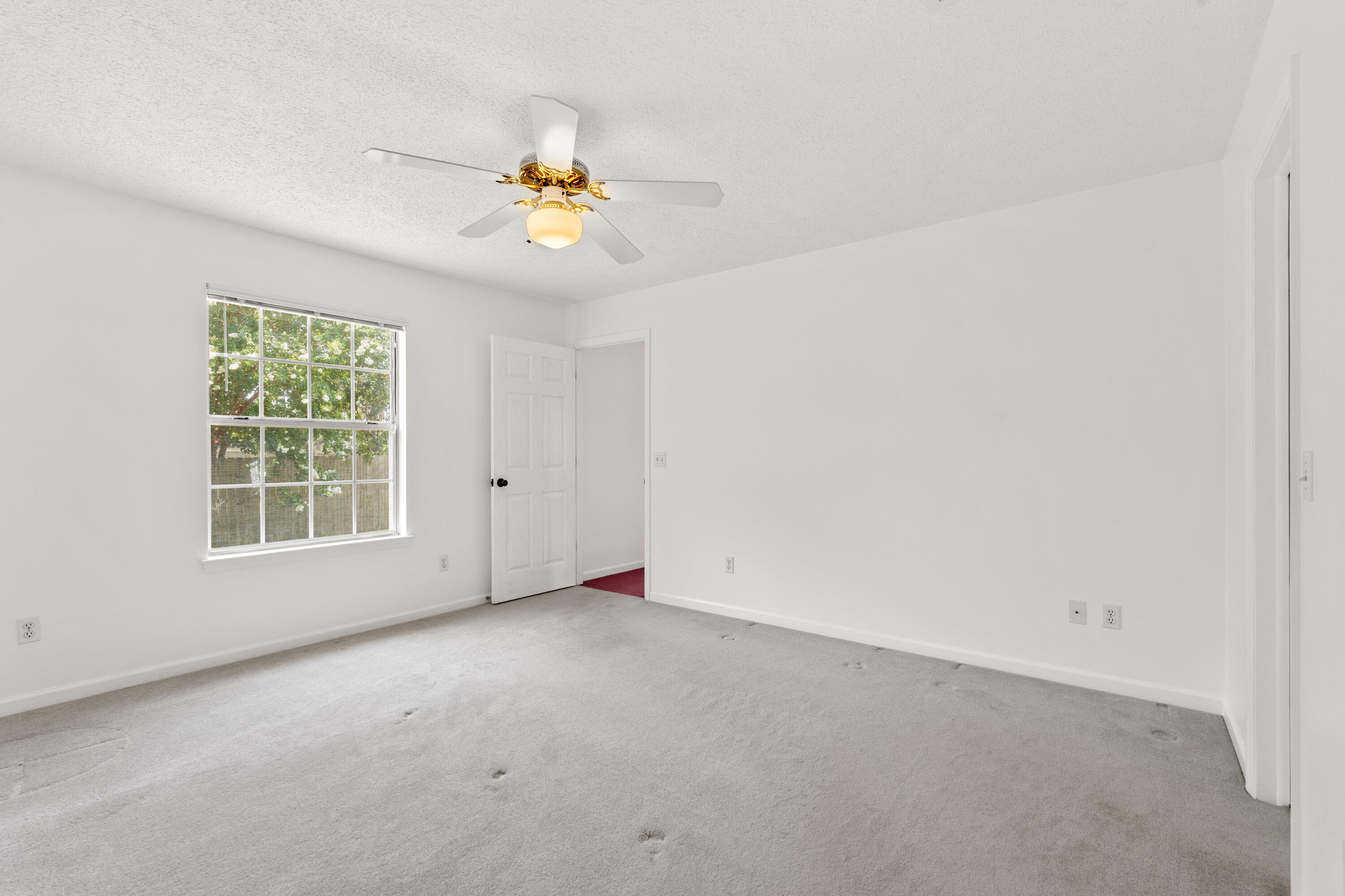 NORTH LAGOON HEIGHTS - Residential