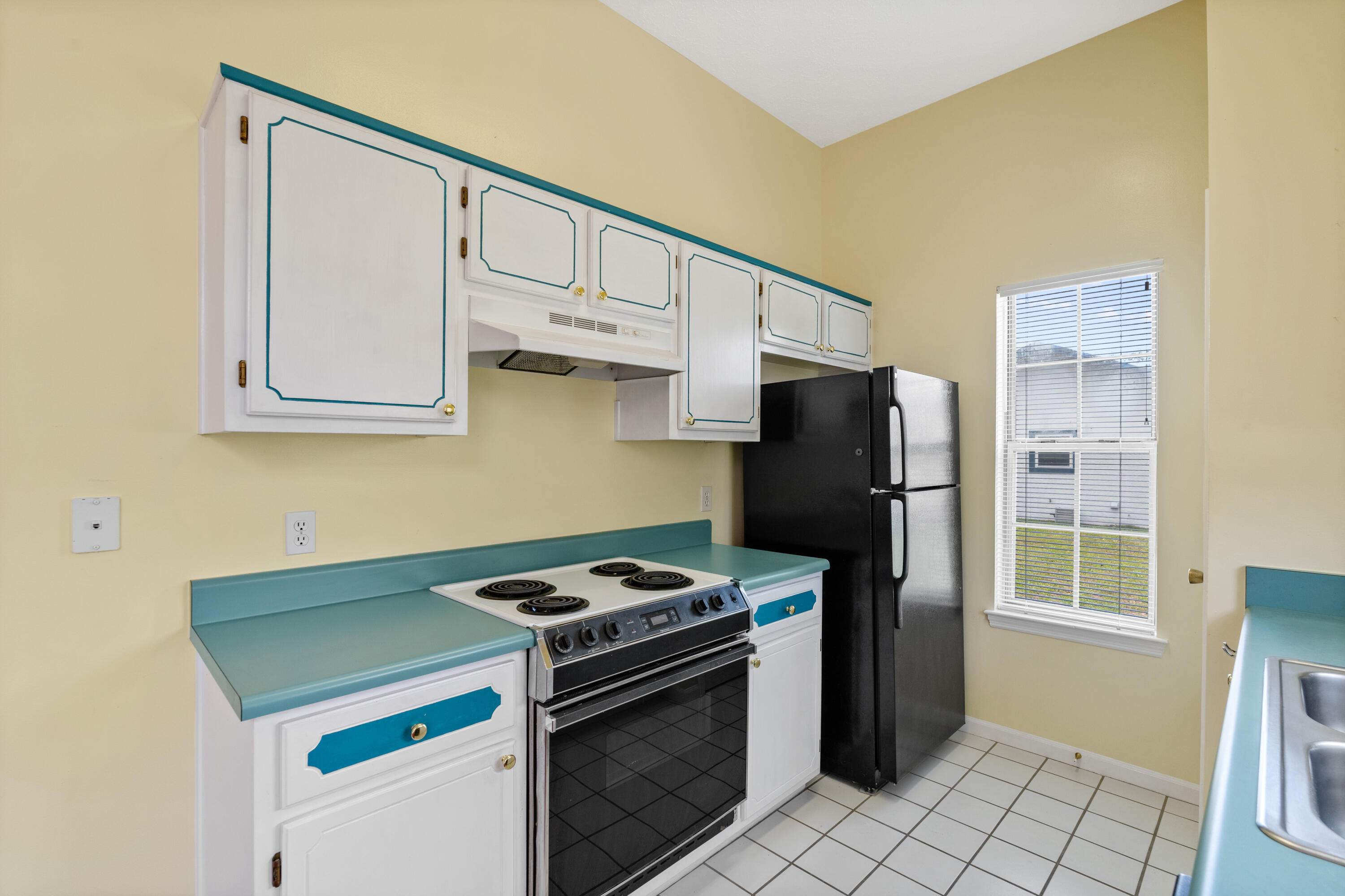 NORTH LAGOON HEIGHTS - Residential