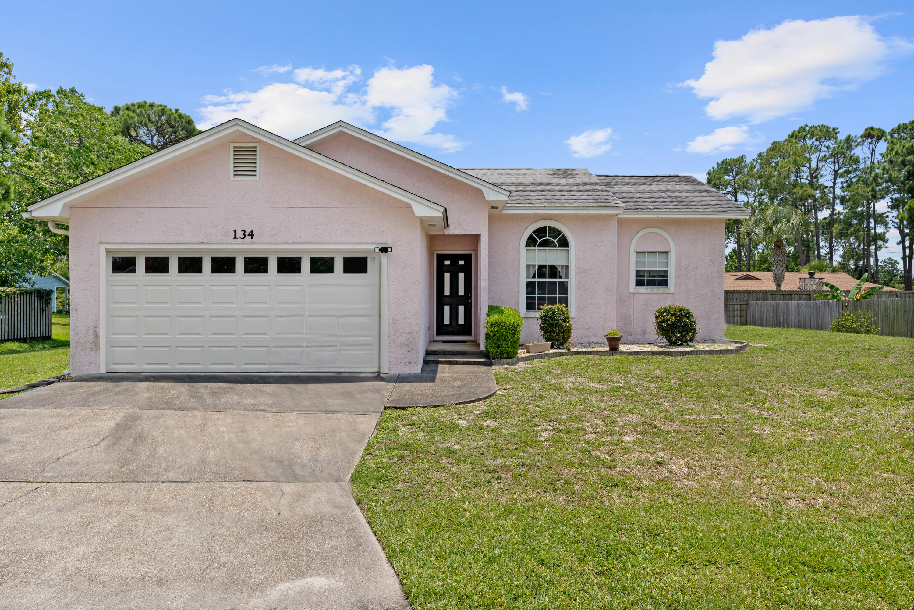 NORTH LAGOON HEIGHTS - Residential