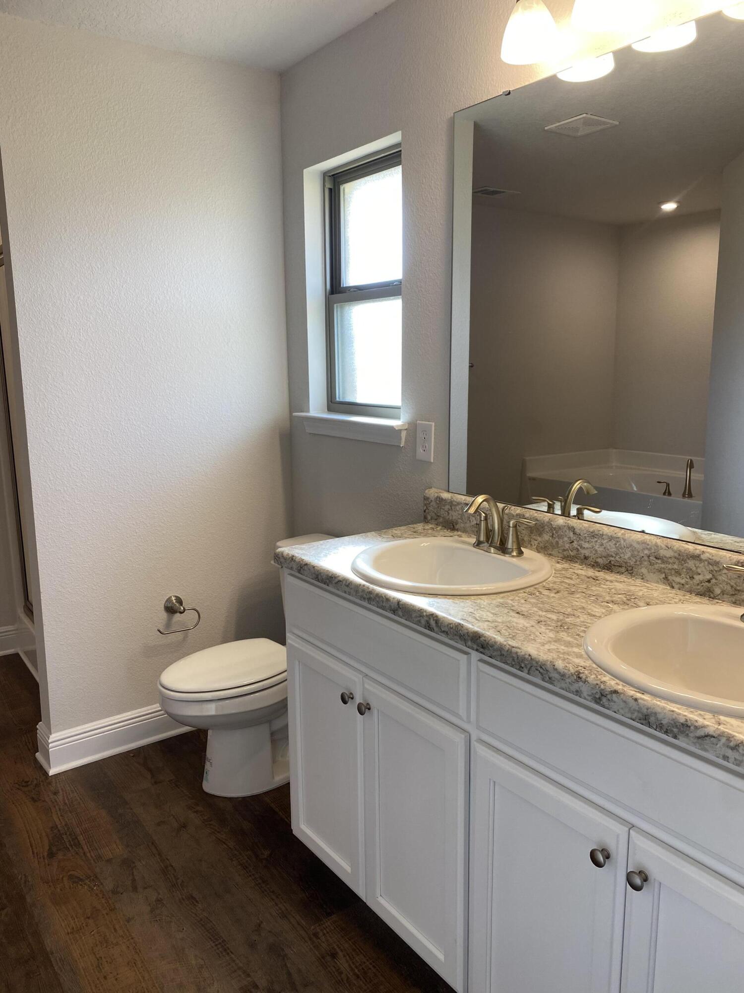 CHARLESTON PLACE - Residential