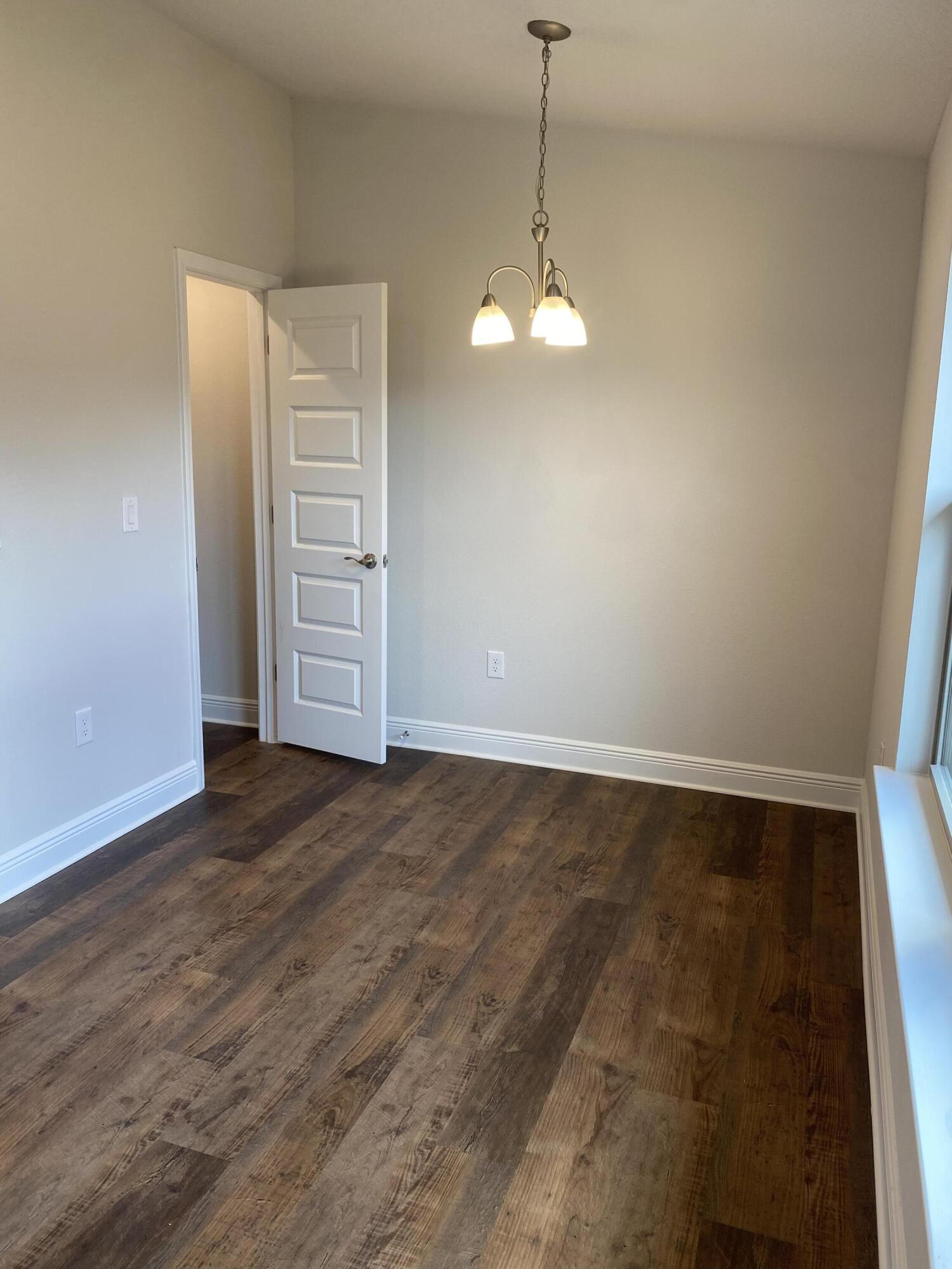 CHARLESTON PLACE - Residential