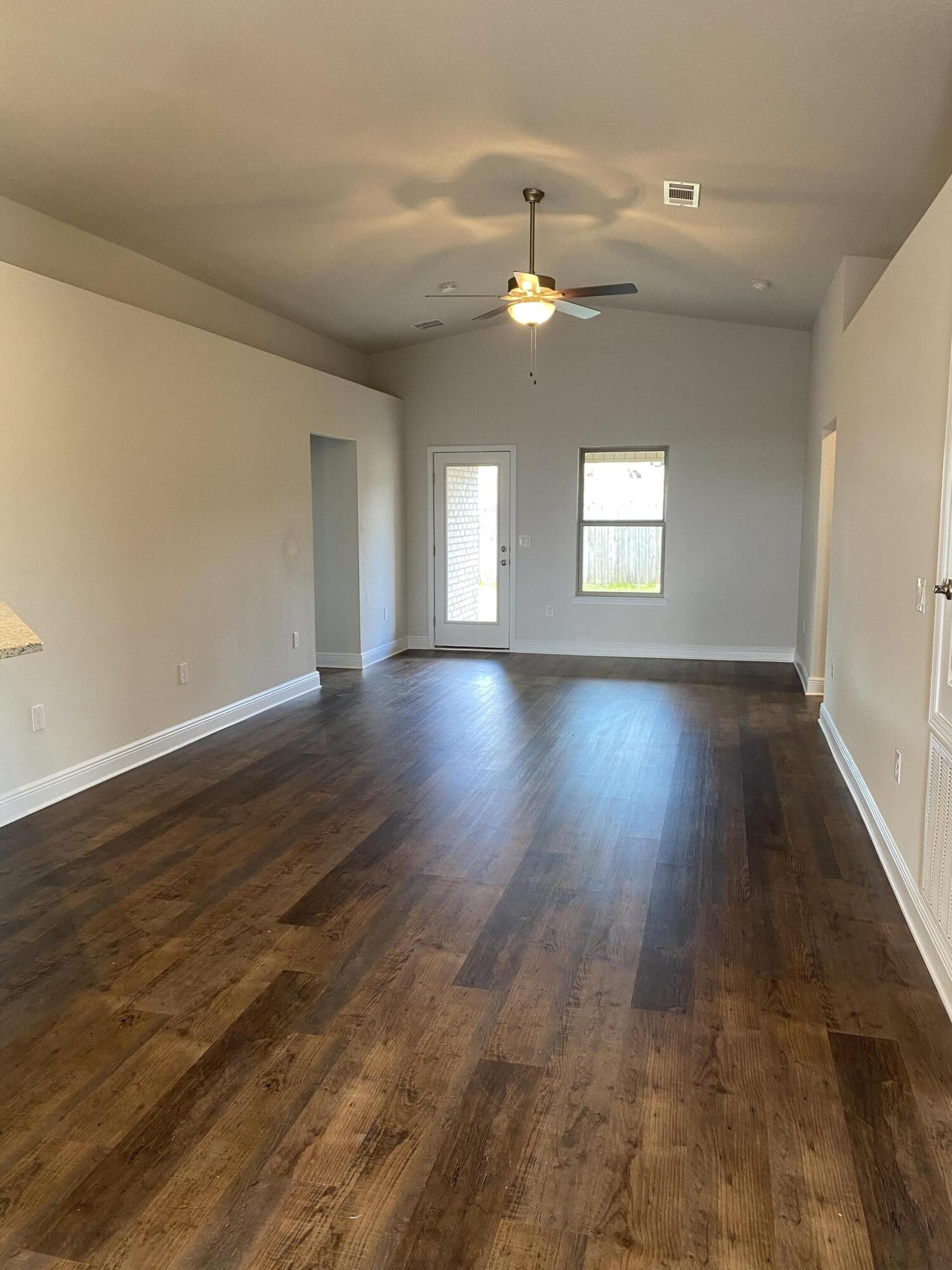 CHARLESTON PLACE - Residential