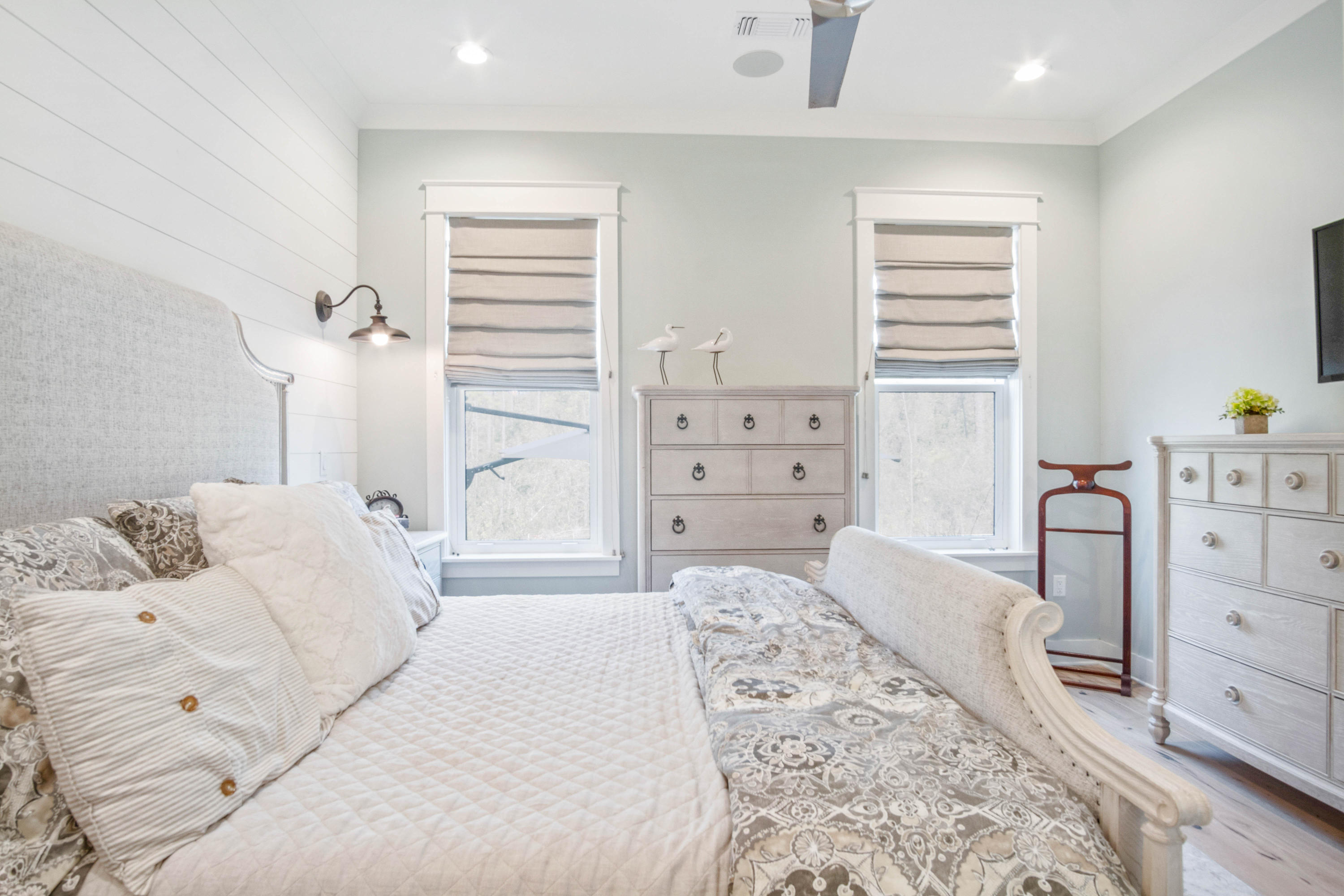 RidgeWalk - Residential