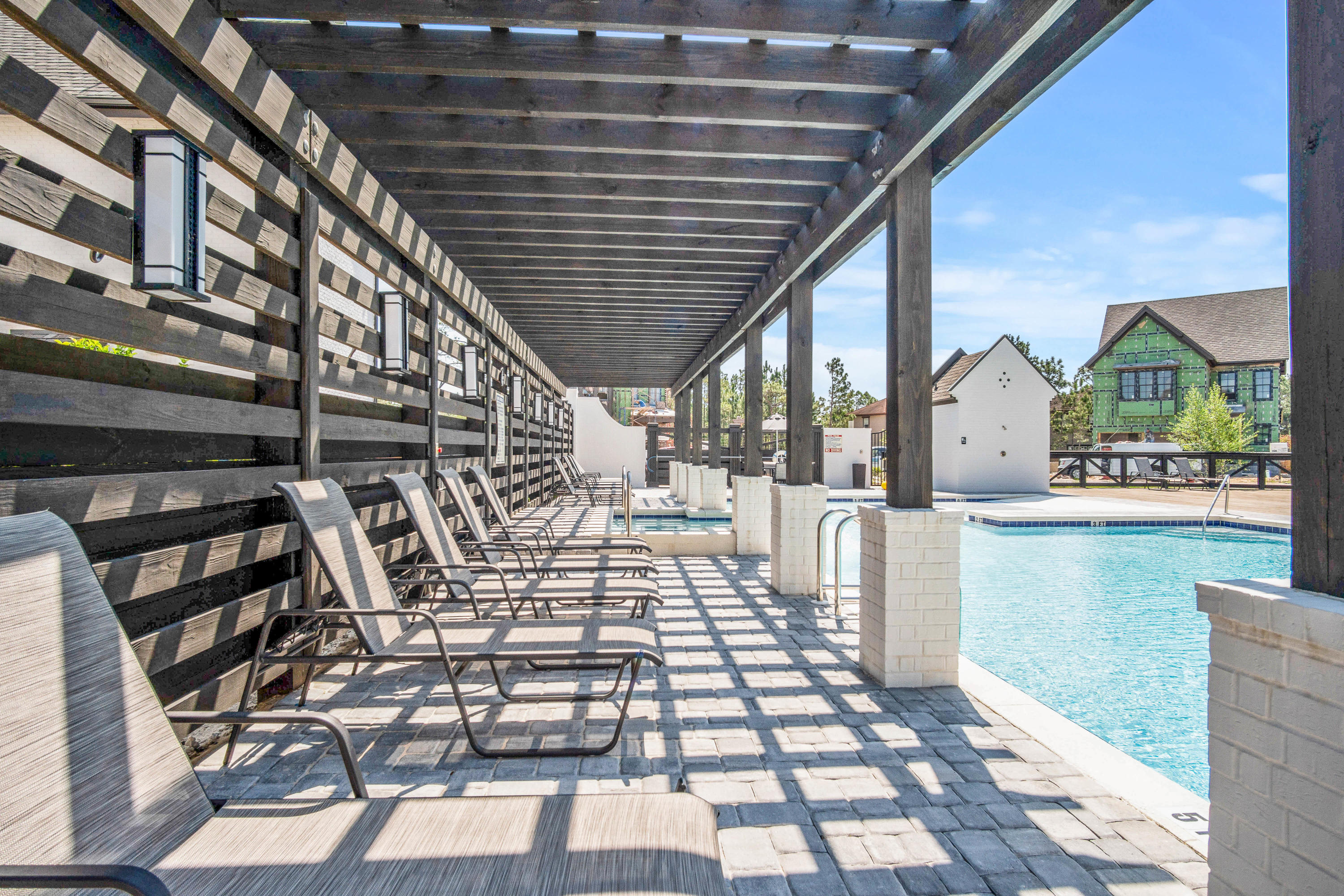 RidgeWalk - Residential