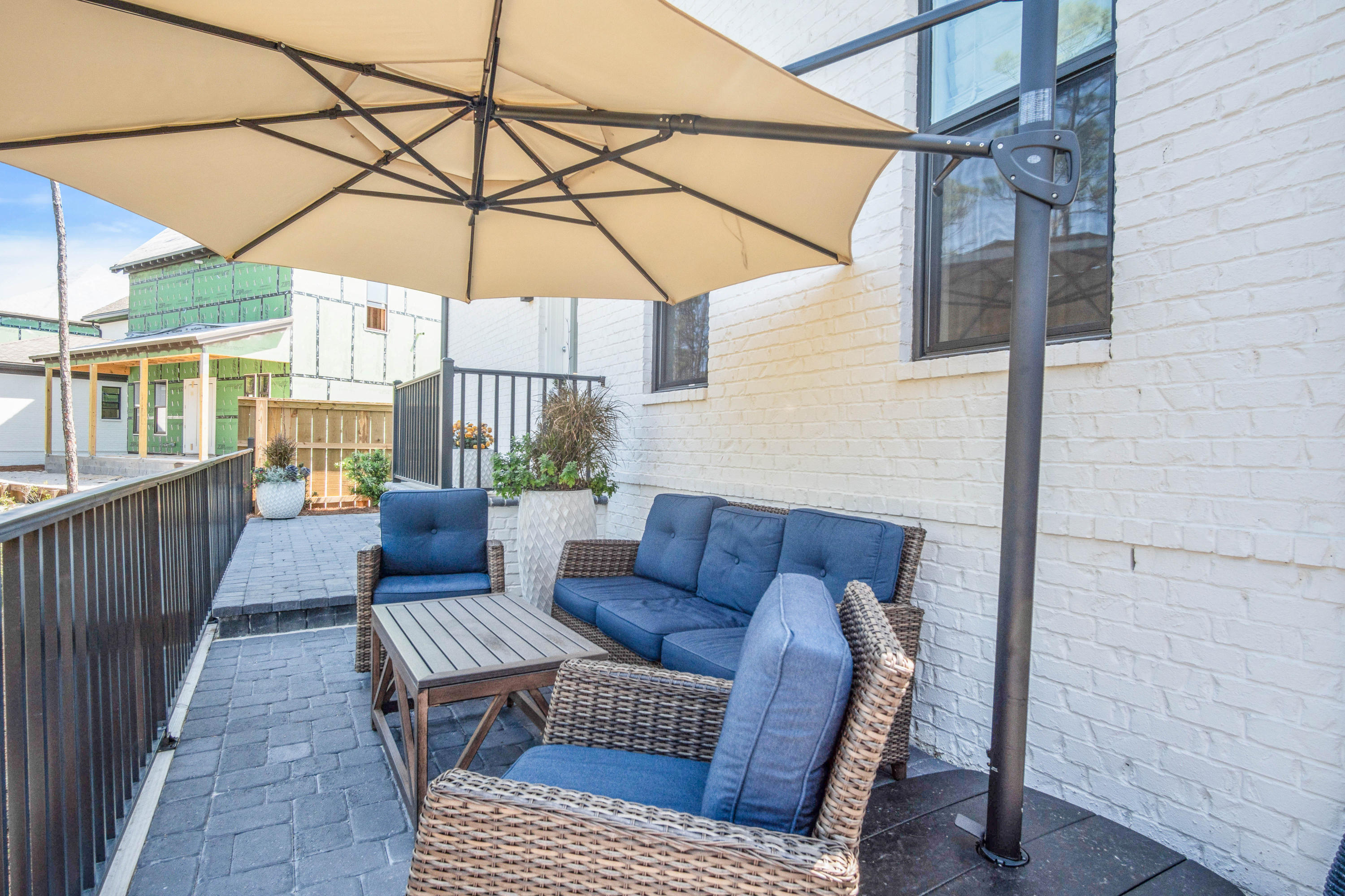 RidgeWalk - Residential