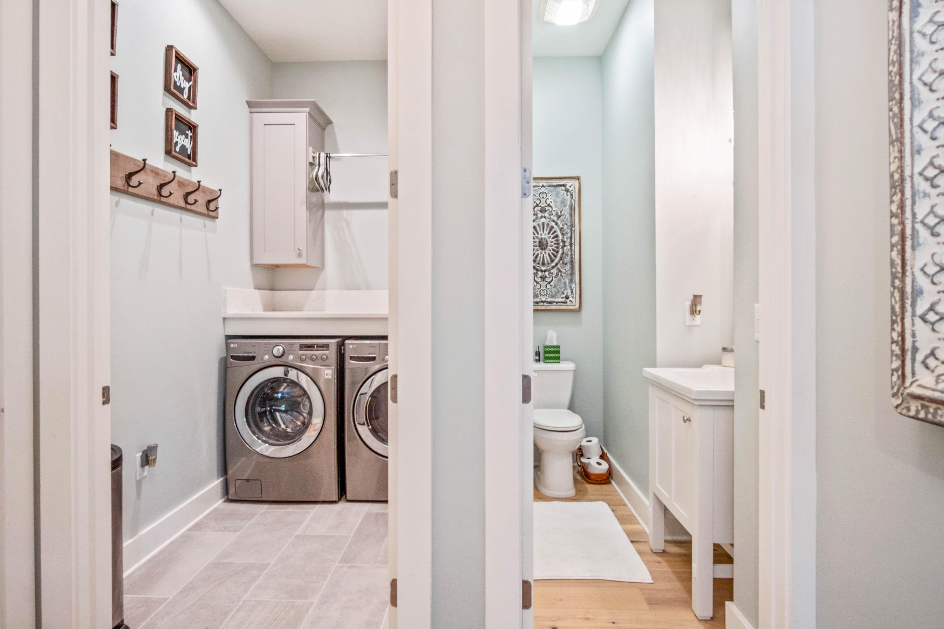 RidgeWalk - Residential