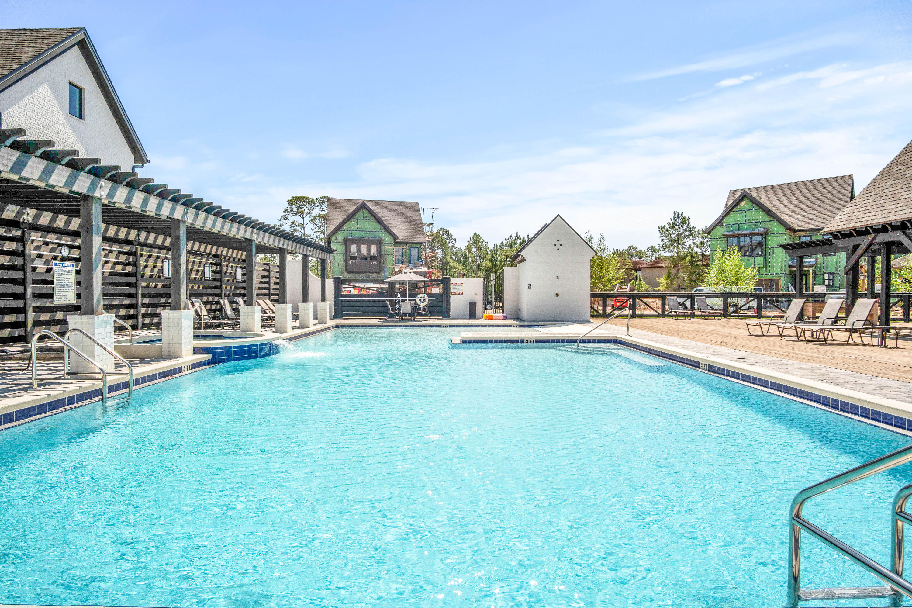 RidgeWalk - Residential