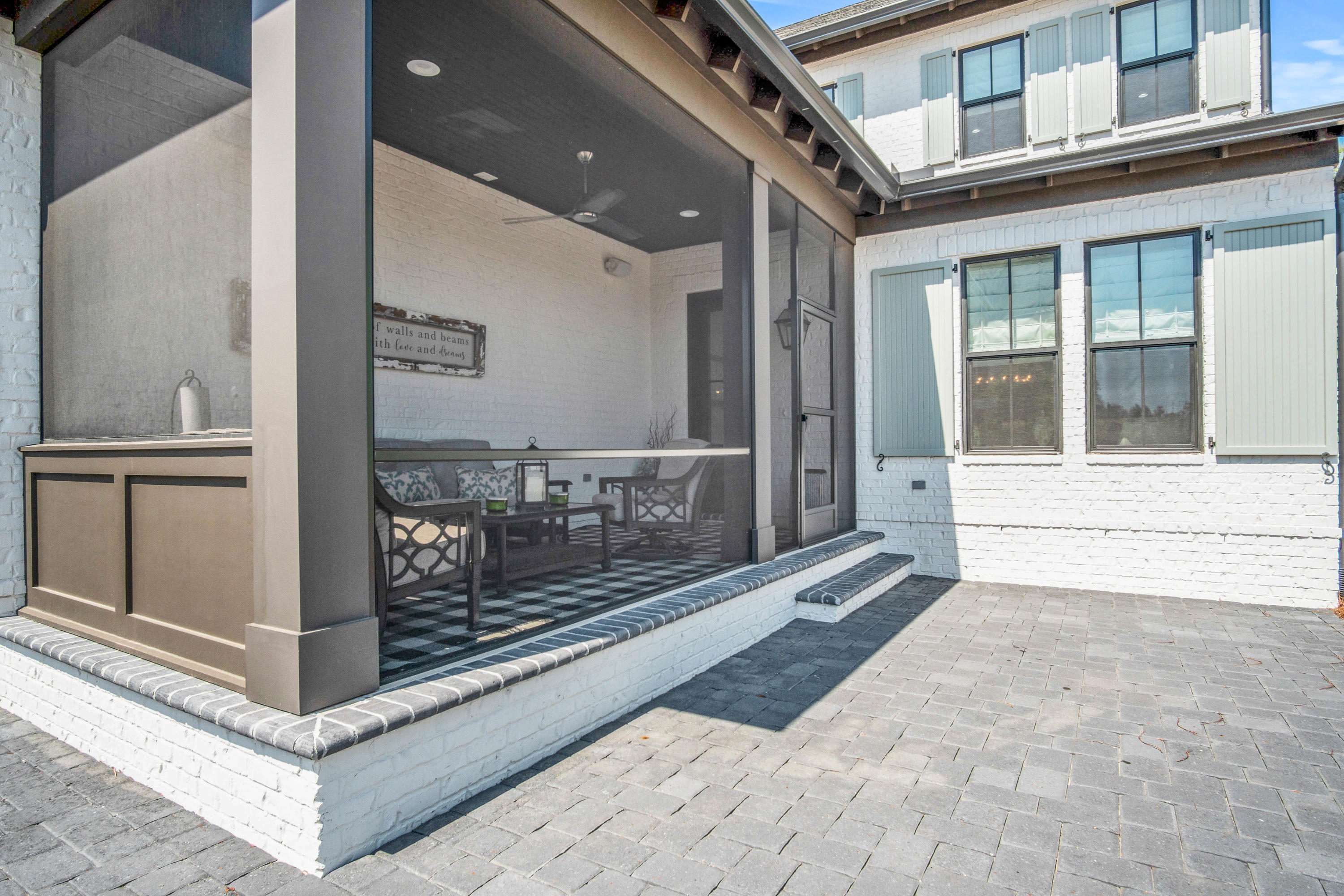 RidgeWalk - Residential