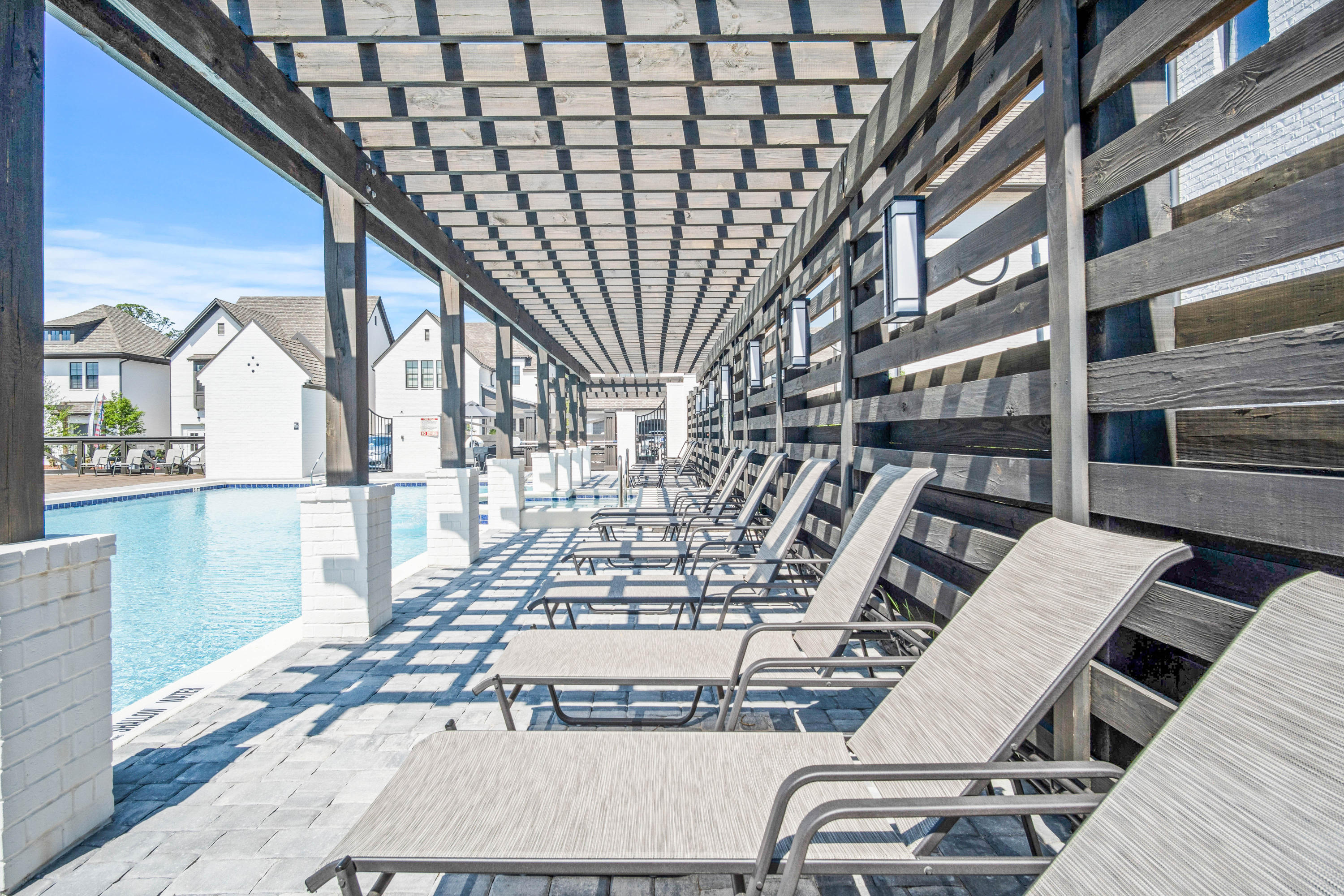 RidgeWalk - Residential