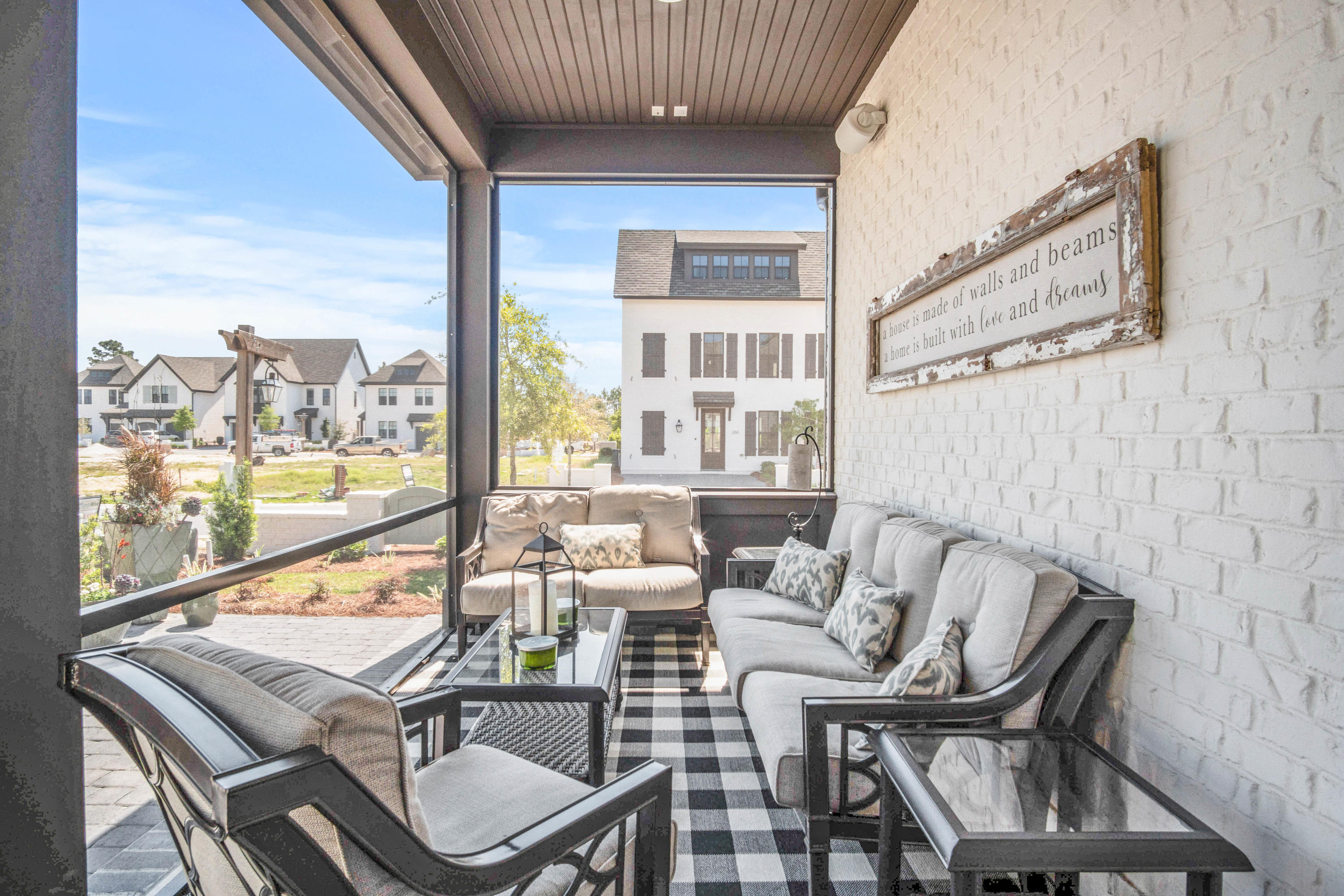 RidgeWalk - Residential