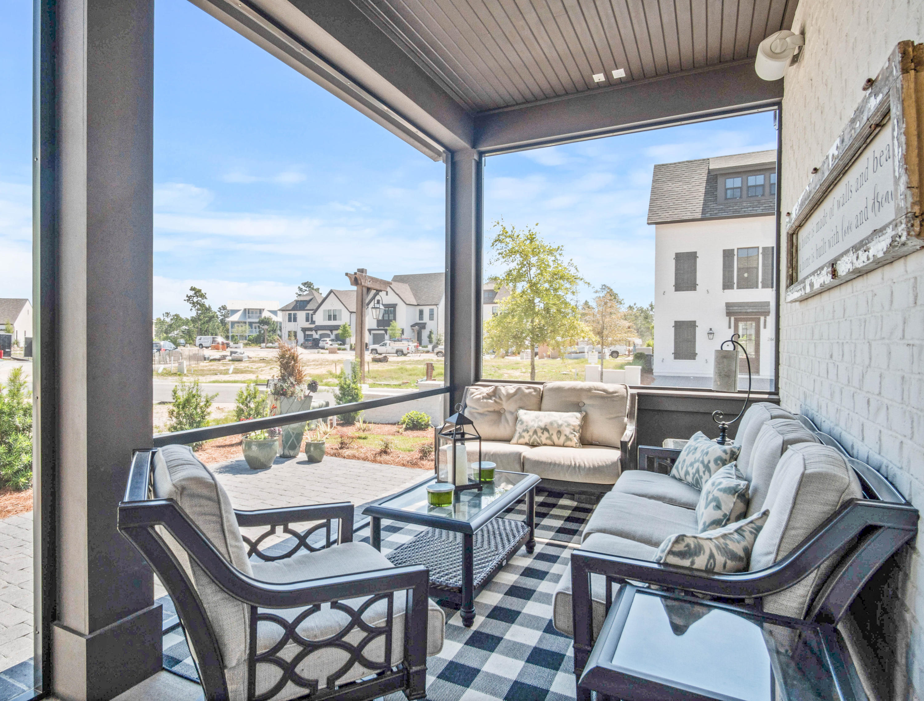 RidgeWalk - Residential