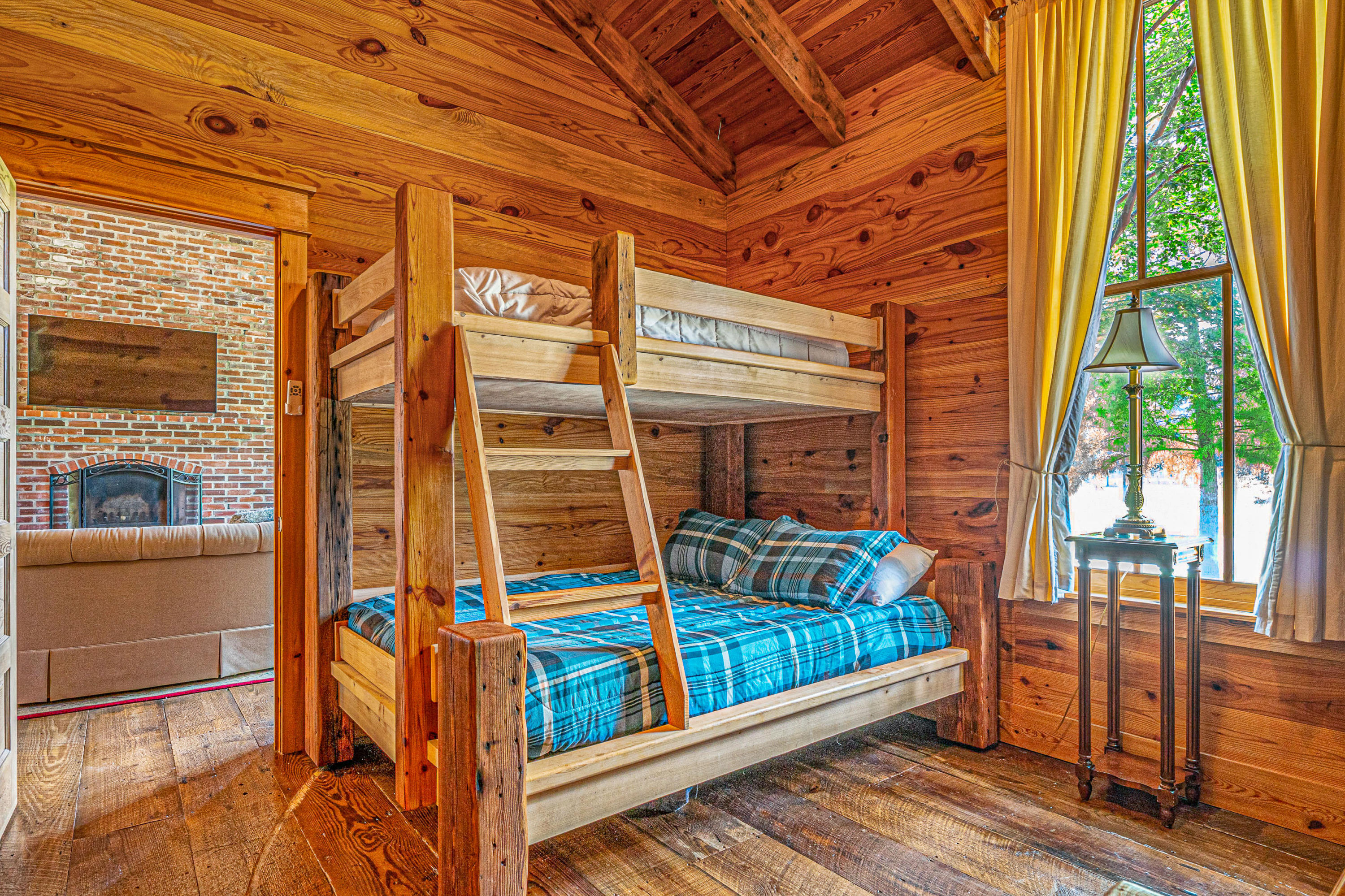 WALTON PLANTATION - Residential