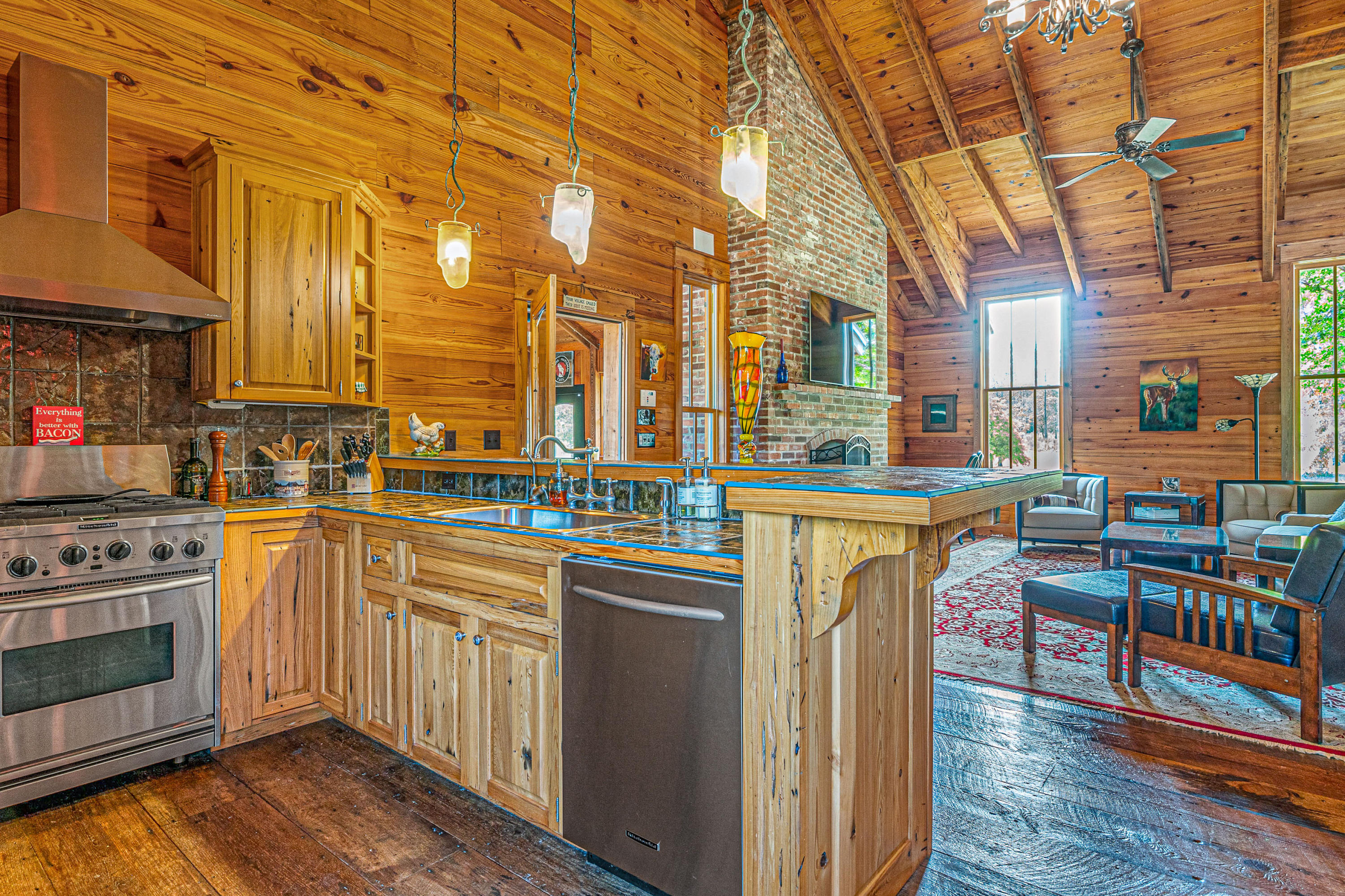 WALTON PLANTATION - Residential