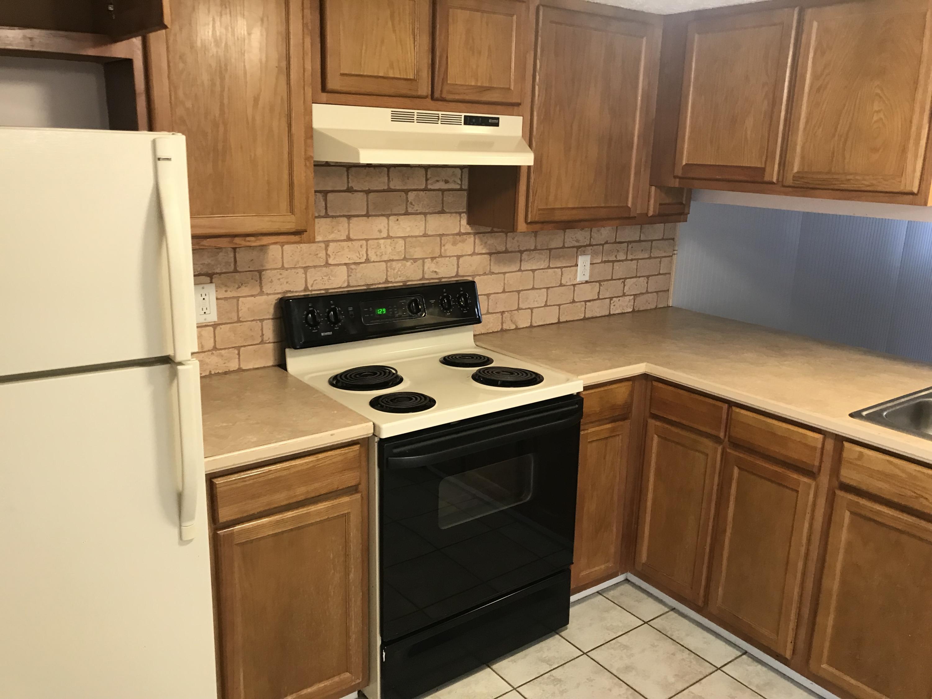 CHATELAINE ESTATES S/D - Residential