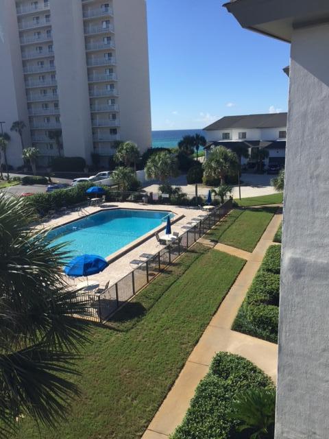 EMERALD HILL CONDO PH 3 - Residential