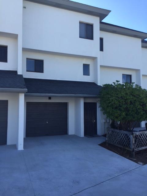 EMERALD HILL CONDO PH 3 - Residential