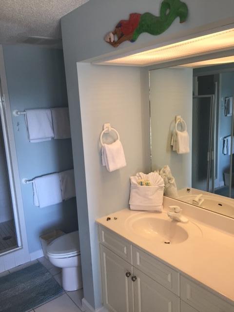 EMERALD HILL CONDO PH 3 - Residential