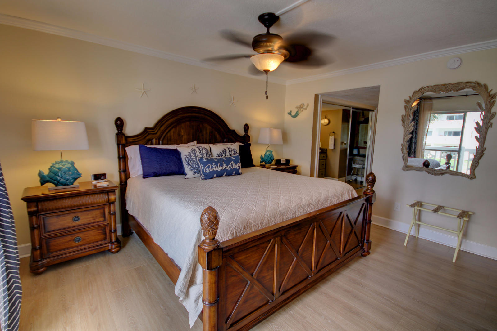 EL MATADOR CONDO - Residential