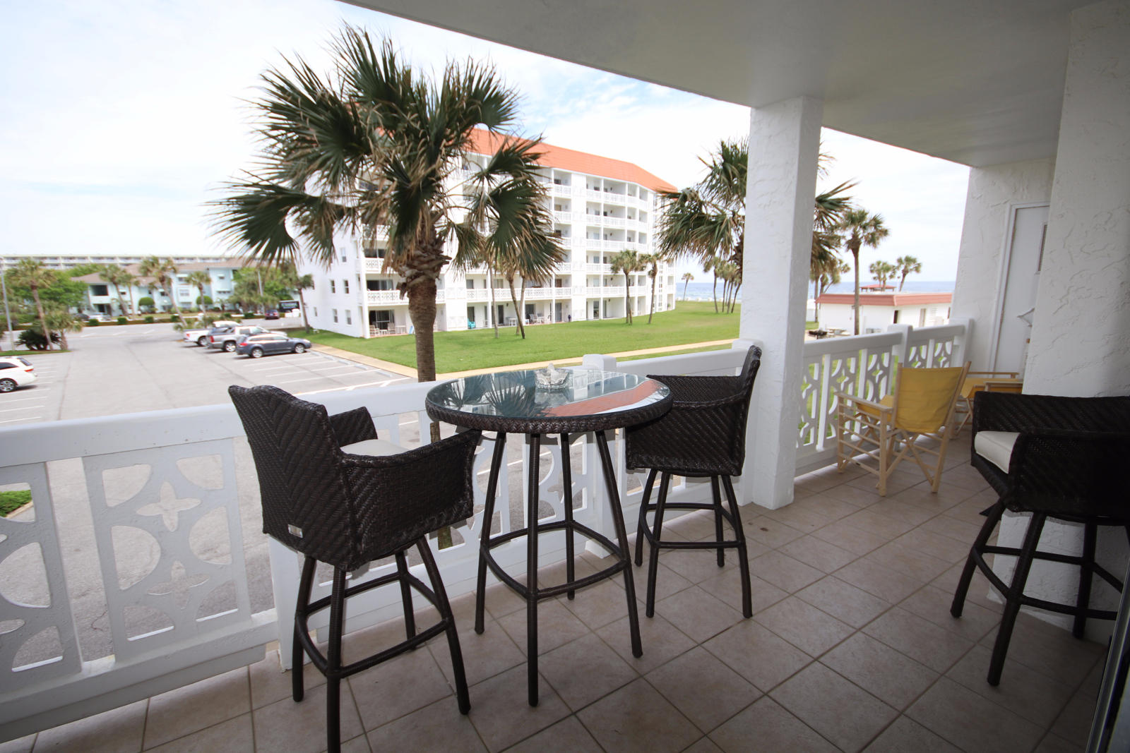 EL MATADOR CONDO - Residential