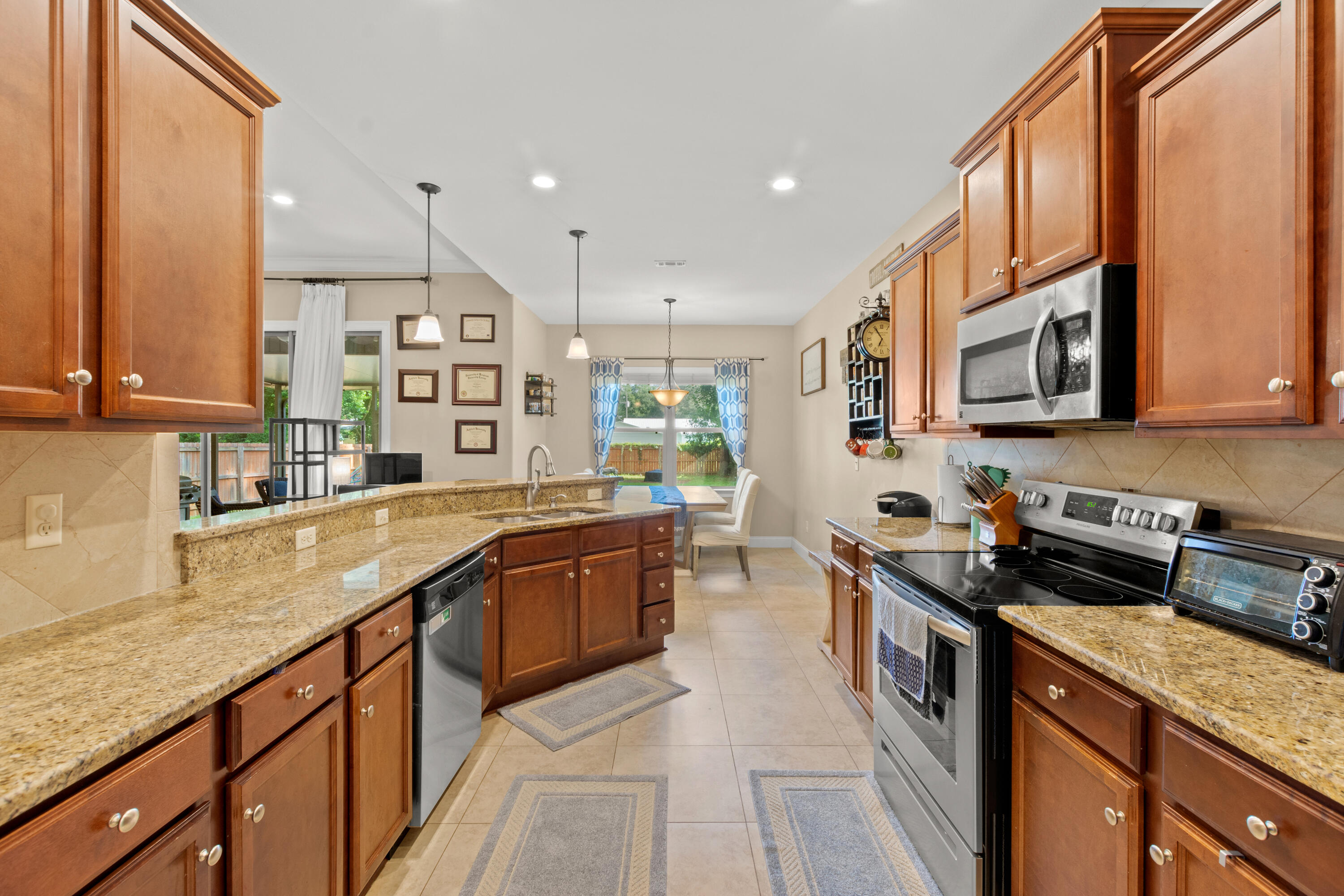 VALPARAISO PINECREST 6 - Residential