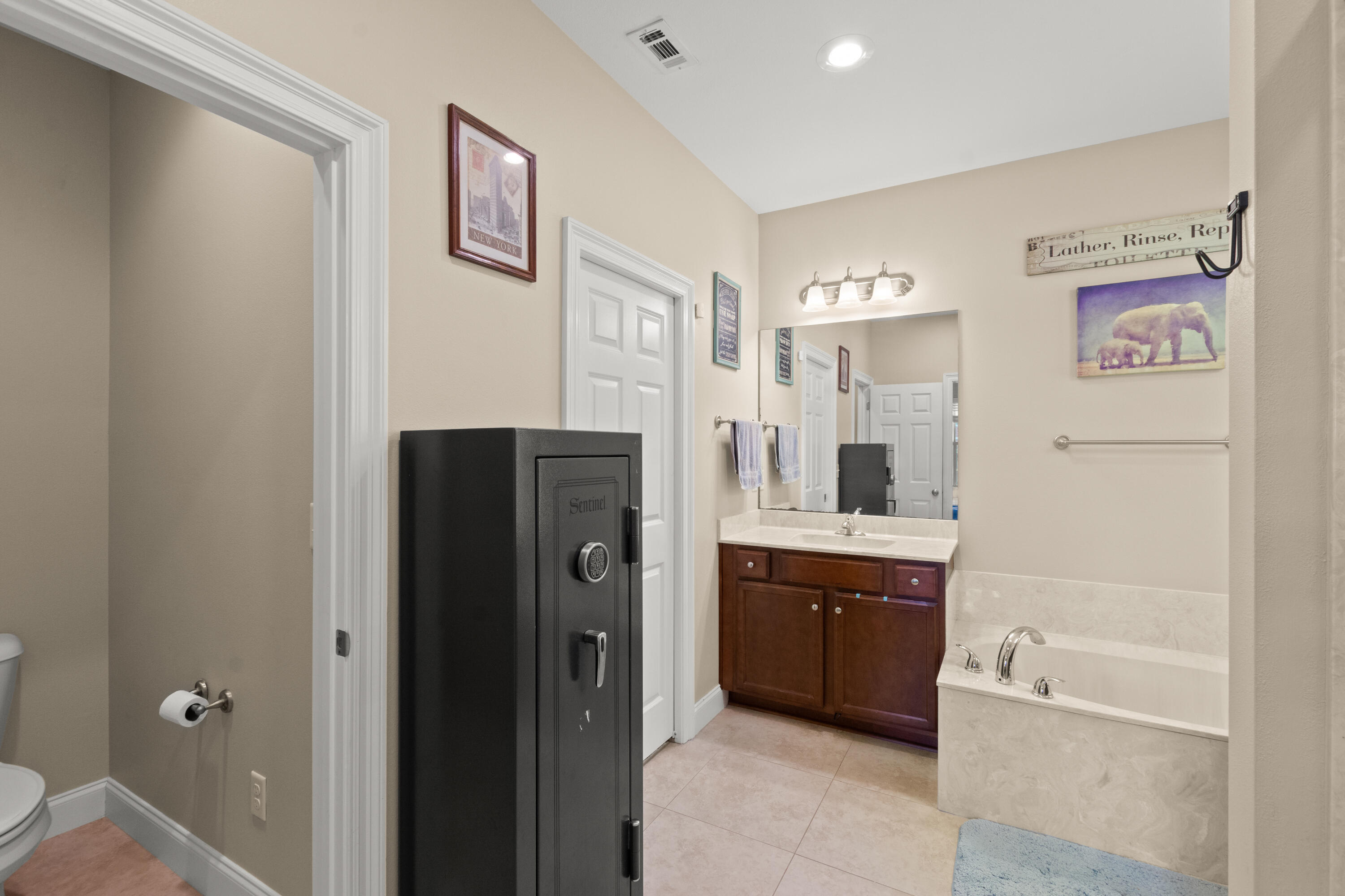 VALPARAISO PINECREST 6 - Residential