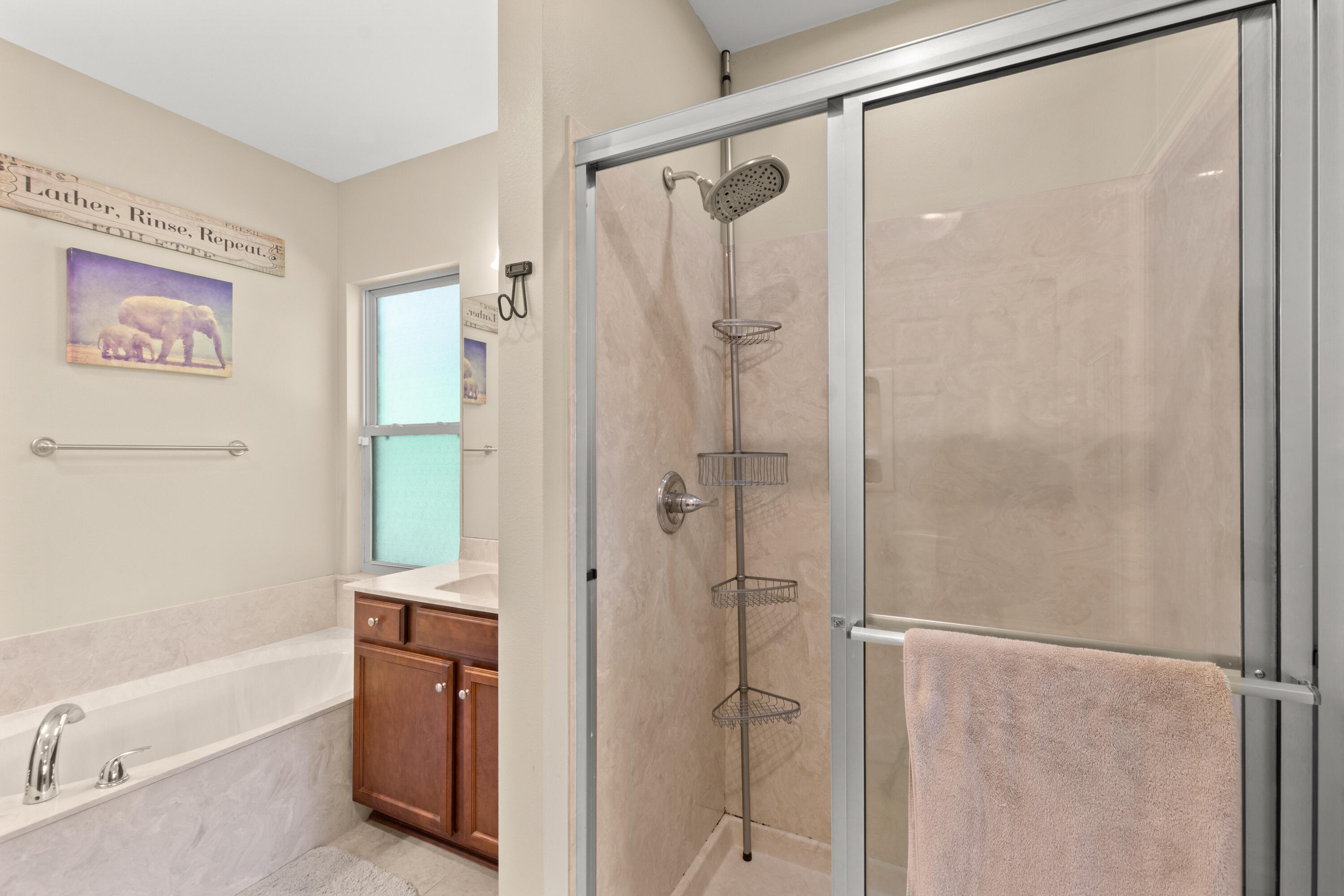 VALPARAISO PINECREST 6 - Residential