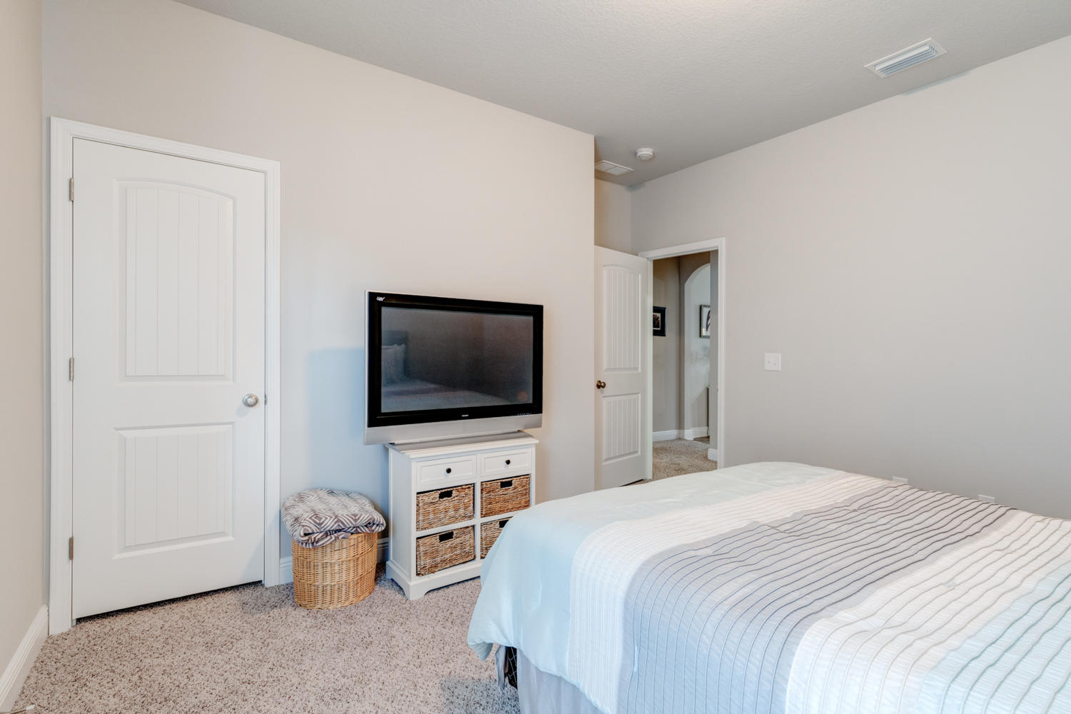 WATERFORD SOUND - Residential