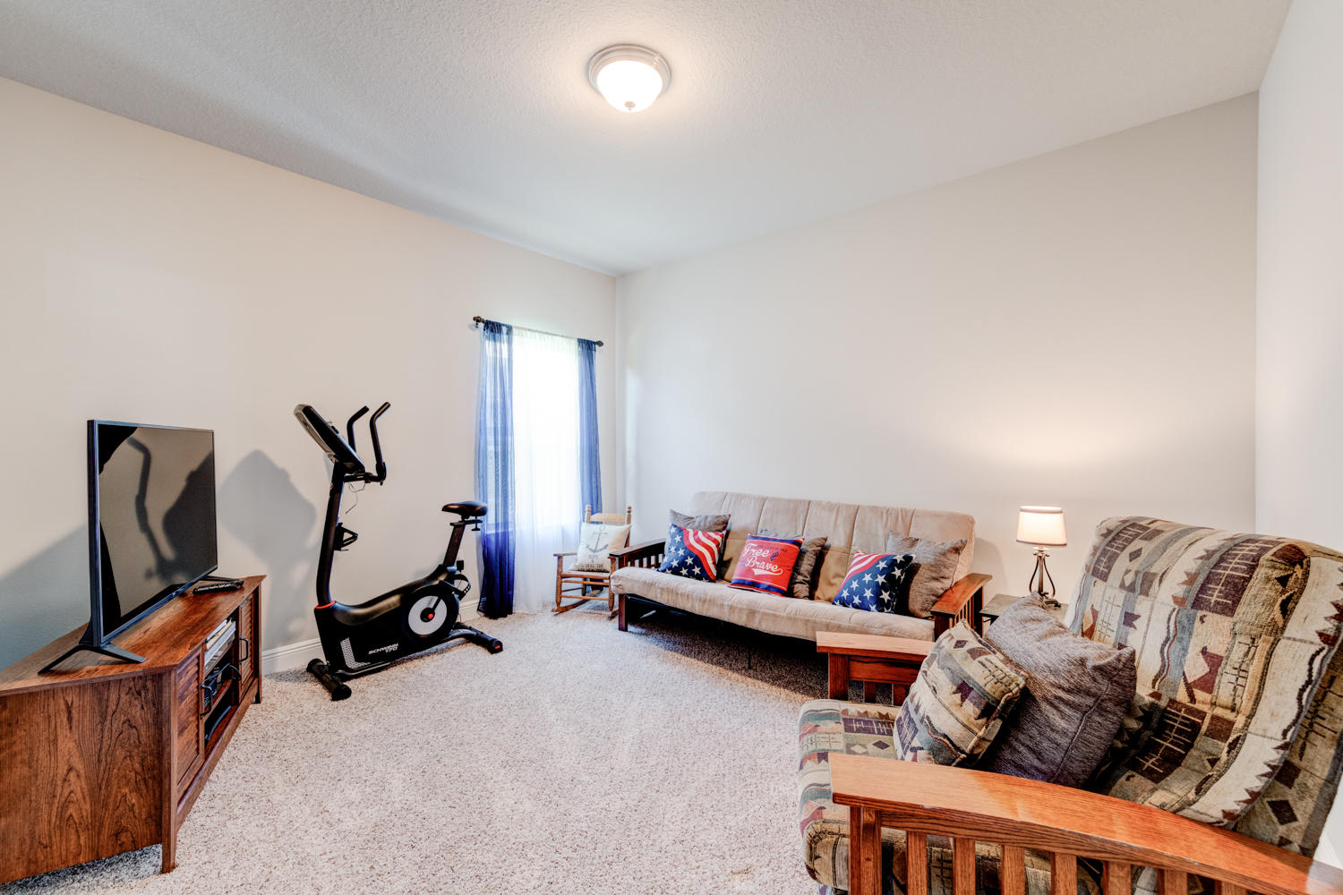 WATERFORD SOUND - Residential