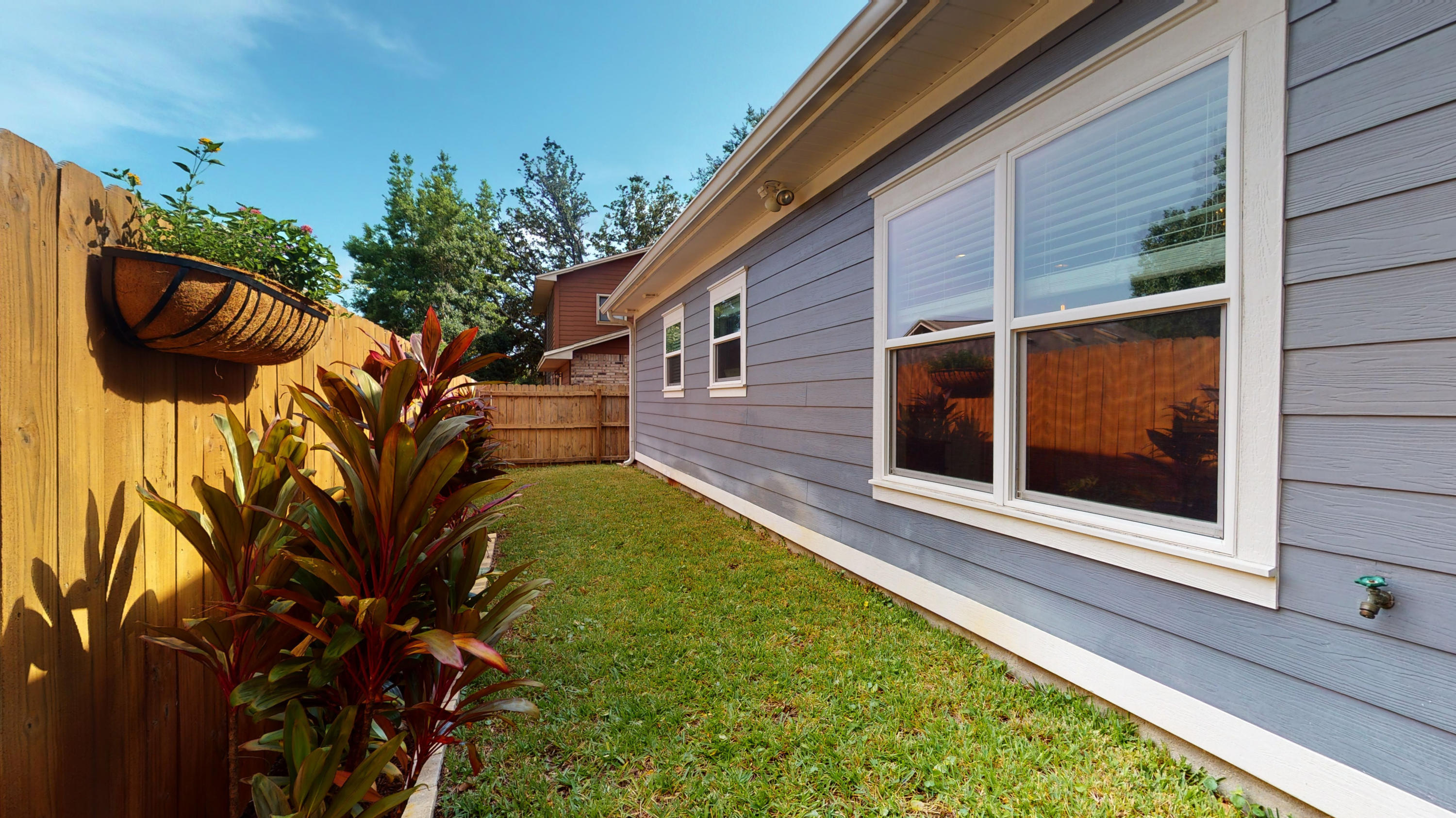 Port Dixie - Residential