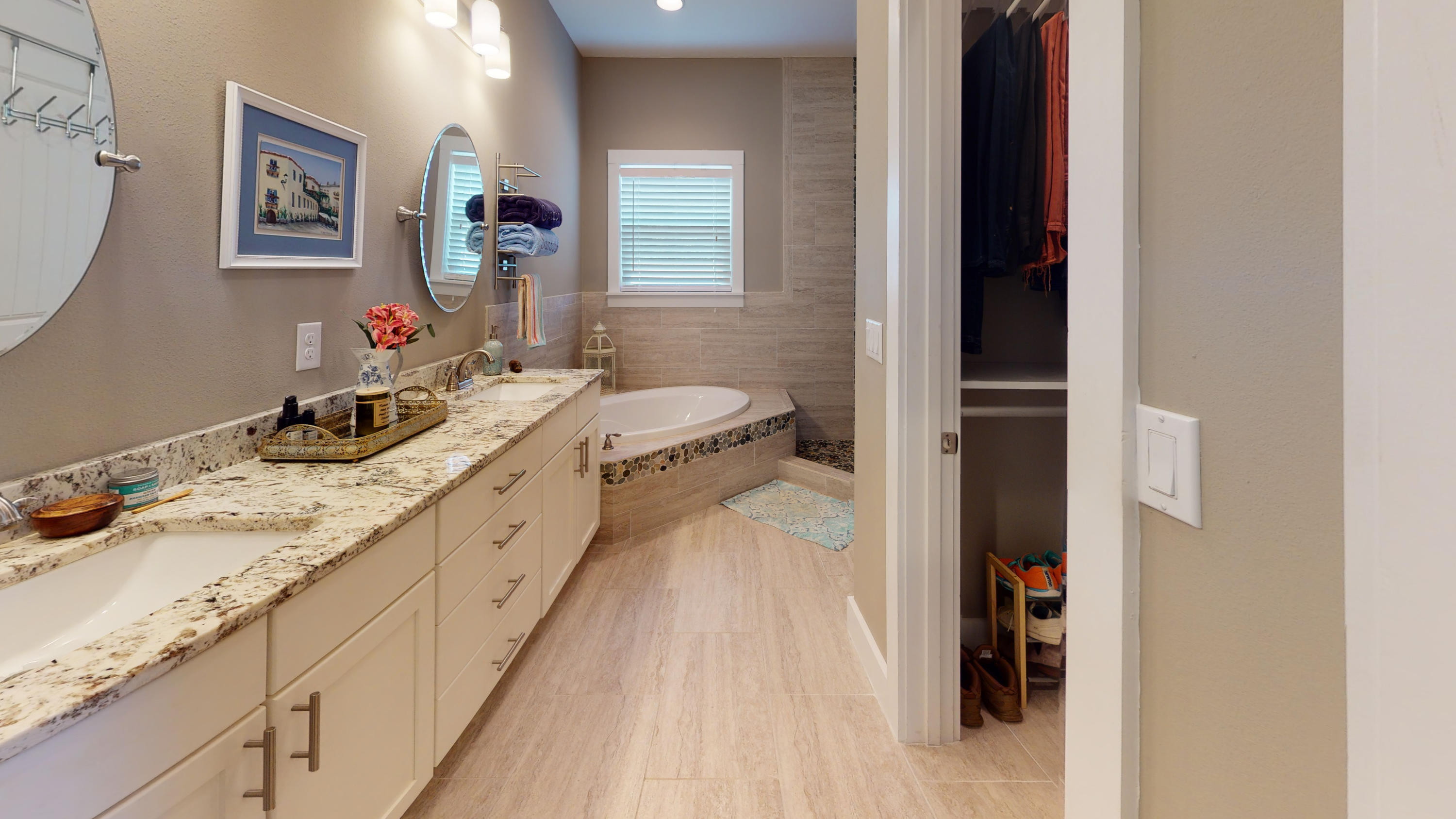 Port Dixie - Residential