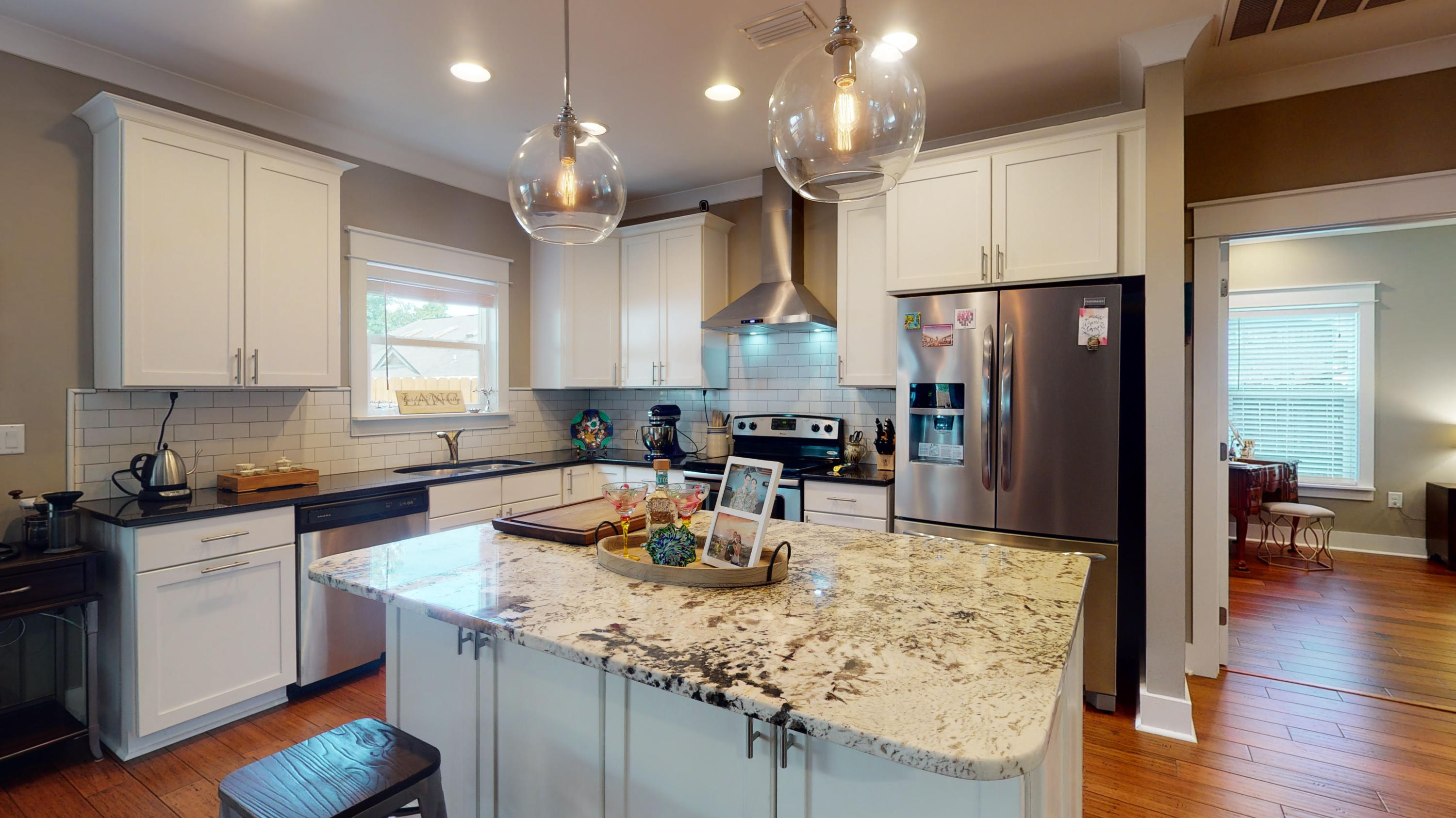 Port Dixie - Residential