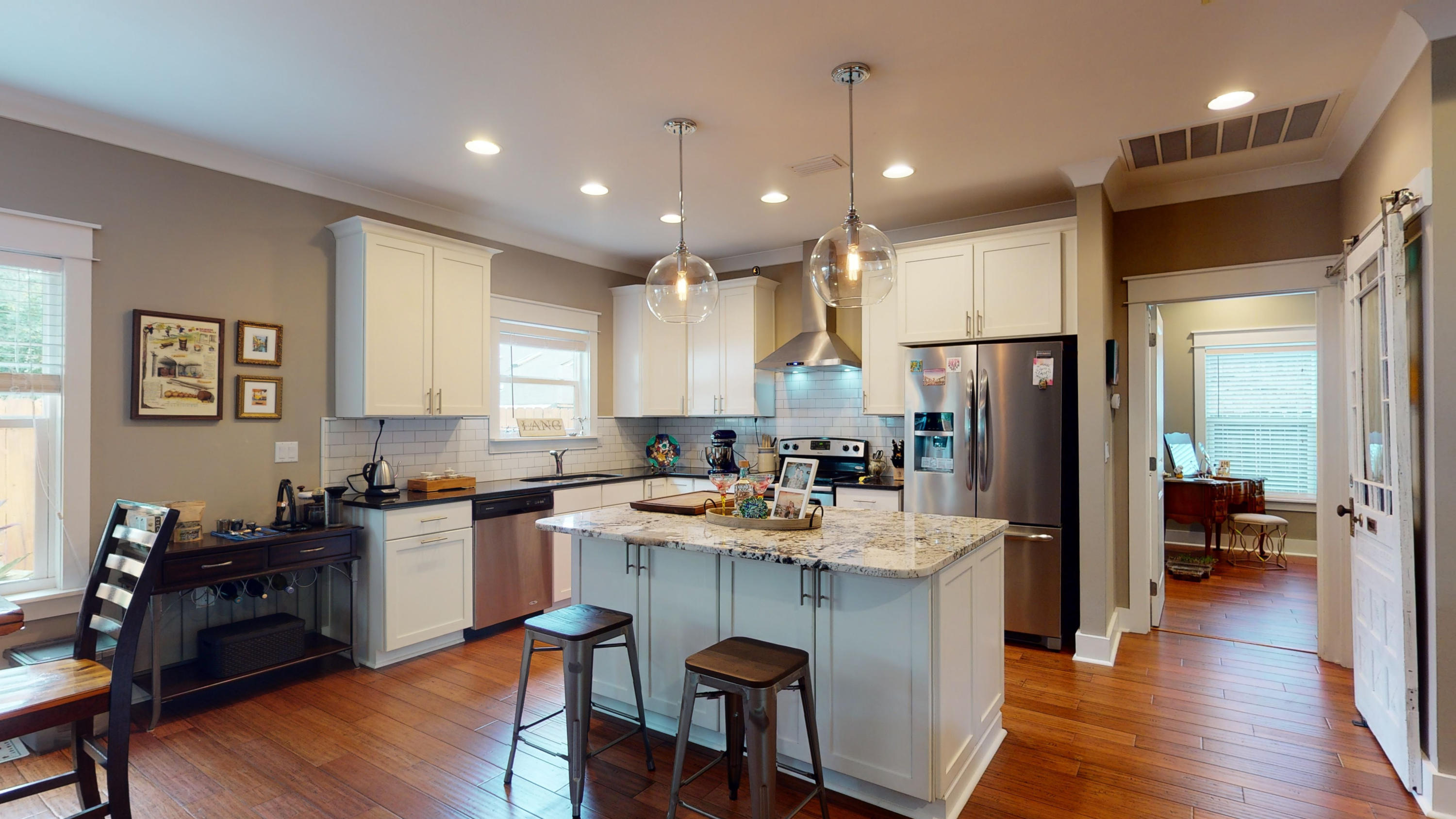 Port Dixie - Residential