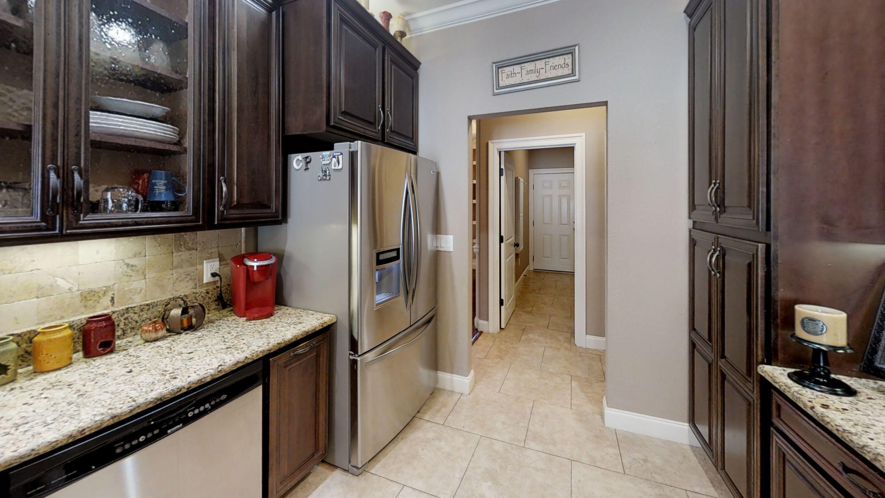 CHANAN ESTATES - Residential Lease