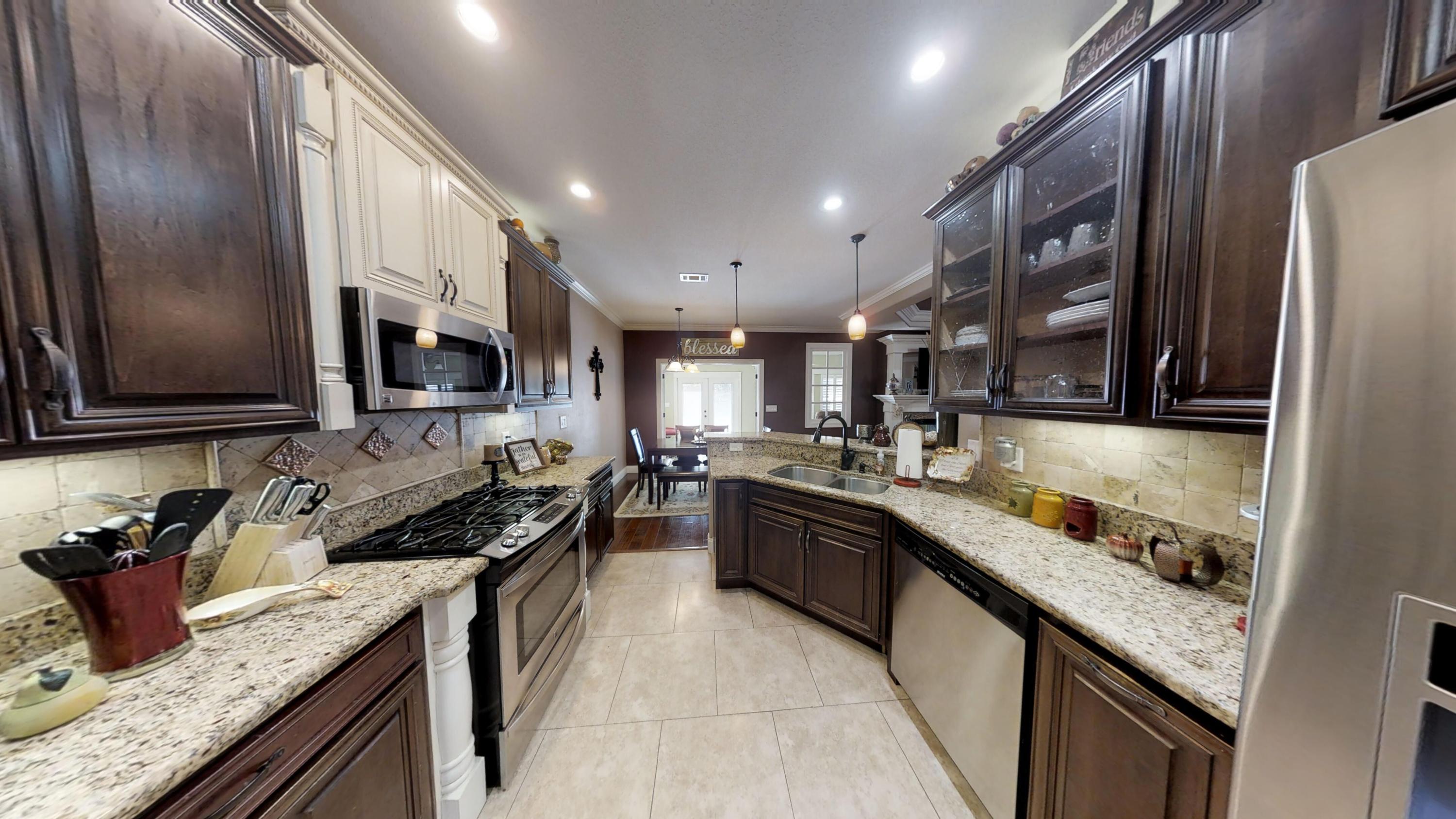 CHANAN ESTATES - Residential Lease