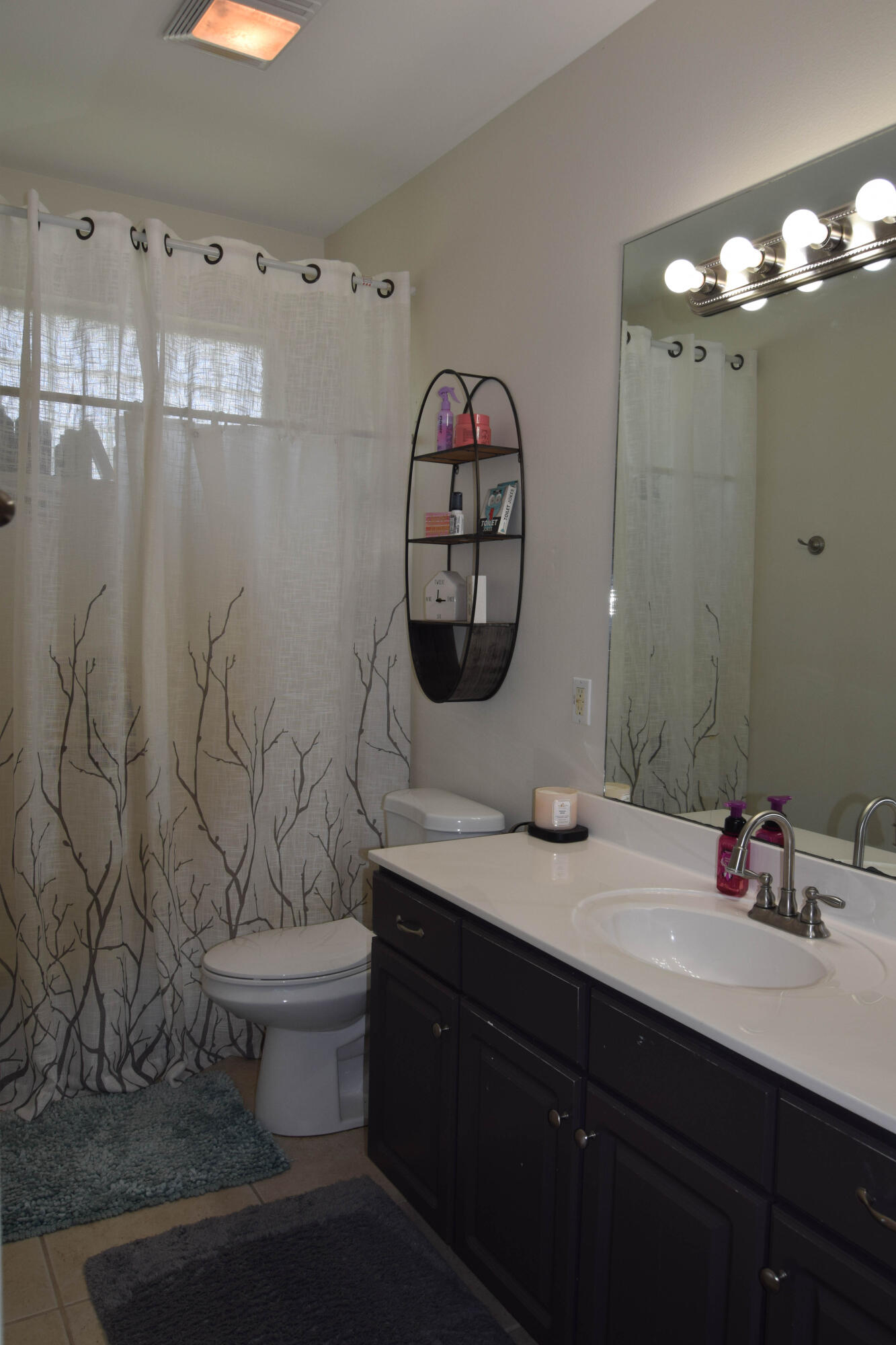 REGATTA BAY COMMODORE POINT - Residential