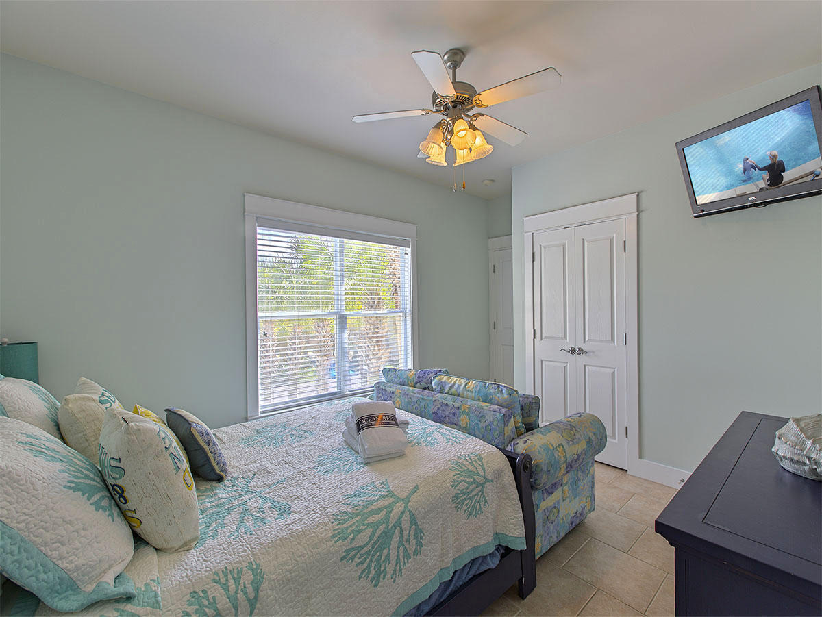 MIRAMAR BEACH COTTAGES - Residential