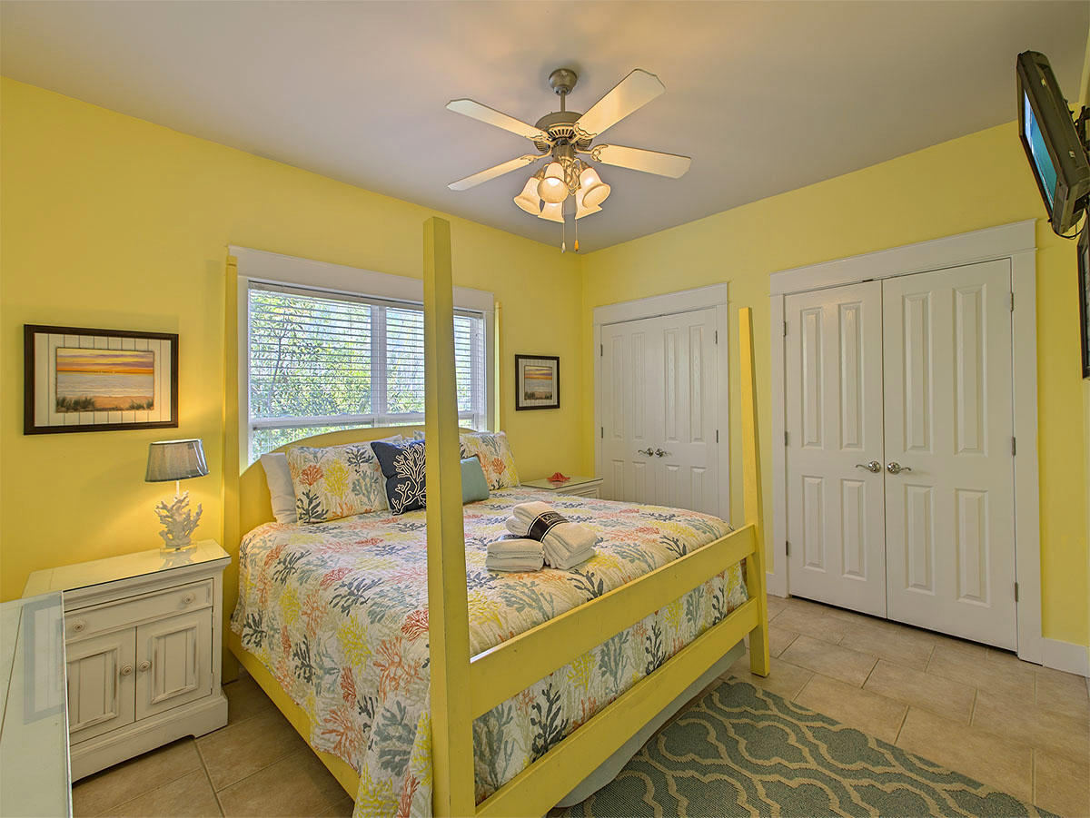 MIRAMAR BEACH COTTAGES - Residential