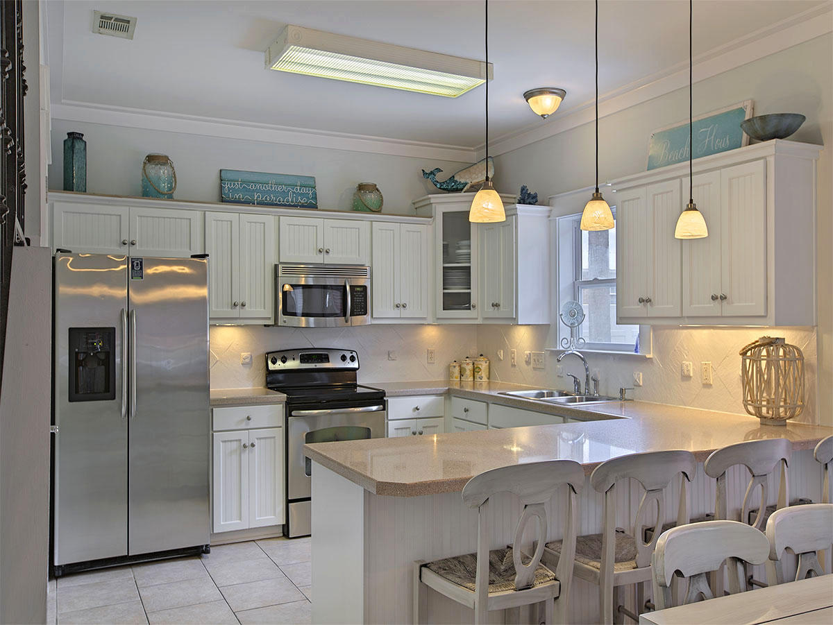 MIRAMAR BEACH COTTAGES - Residential