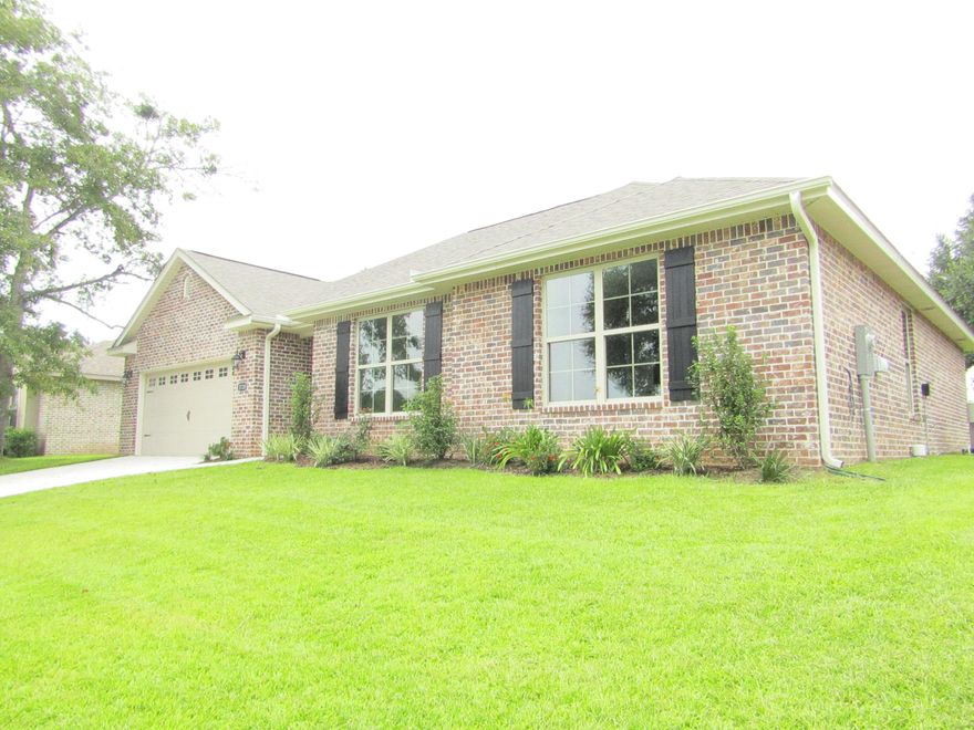 ANOTHER NEW HOME READY FOR A NEW OWNERPRICE REDUCED! ALL BRICK, GRANITE COUNTER TOPS IN KITCHEN,CERAMIC TILE IN WET AREAS, CARPET IN BEDROOMS. LARGE GREAT ROOM OVERLOOKS KITCHEN FOR AN OPEN DESIGN. STAINLESS STEEL APPLIANCES, NICE BREAKFAST BAR, DINING AREA IN KITCHEN. NICE CABINETRY THROUGHOUT HOME.TILED FOYER ENTRANCE AND PRETTY ENTRANCE DOOR. MASTER BATH FEATURES DOUBLE VANITY, SEPARATE WALK-IN SHOWER AND A NICE SOAKING TUB. LARGE CLOSET IN MASTER BEDROOM.INSIDE LAUNDRY ROOM, DOUBLE GARAGE AND AUTOMATIC GARAGE DOOR OPENER.COVERED PATIO OVERLOOKS SPACIOUS BACK YARD.BUILDER PROVIDES A BONDED BUILDERS WARRANTY. THIS IS A VERY DESIRABLE HOME, COUNTRY SETTING. TAKE A LOOK, PLEASANT COLOR SCHEME.TWO CAR GARAGE.CALL TO TODAY TO SEE THIS HOME!!