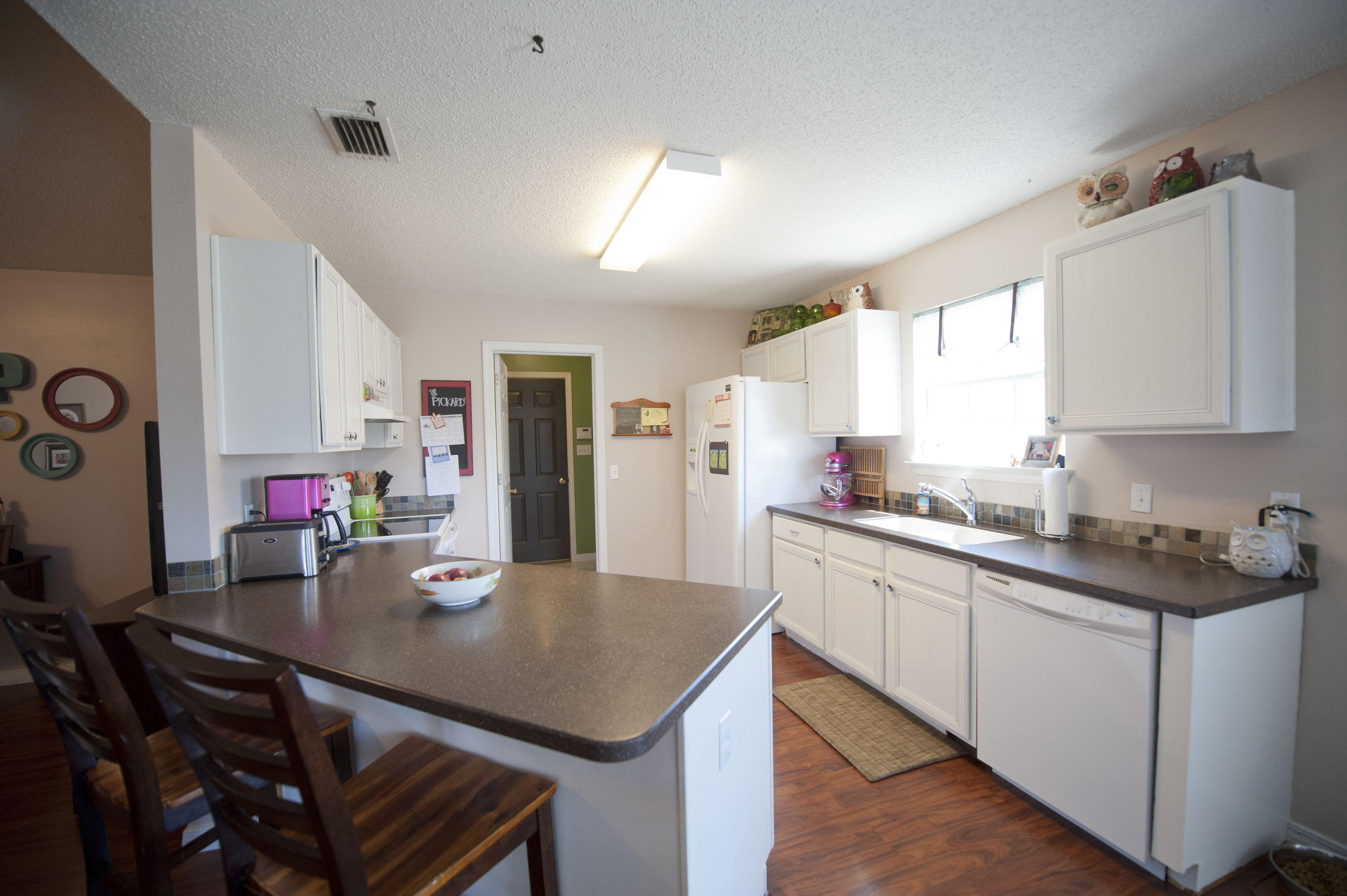 WHISPERING PINES - Residential