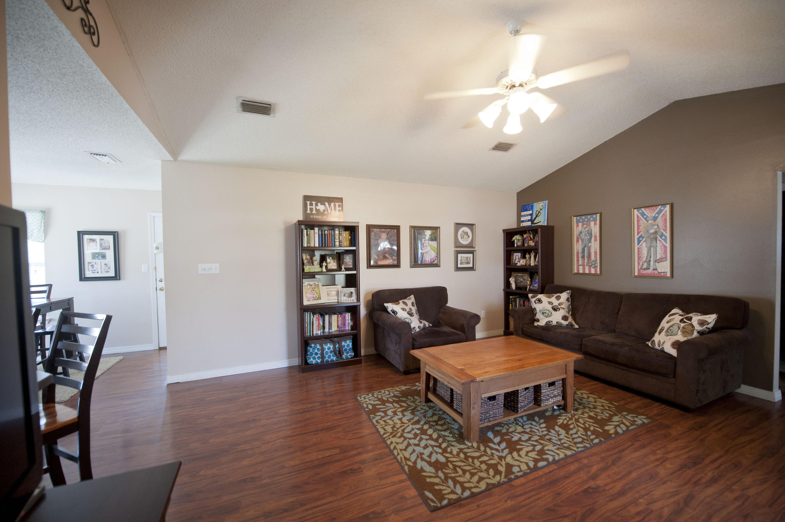 WHISPERING PINES - Residential