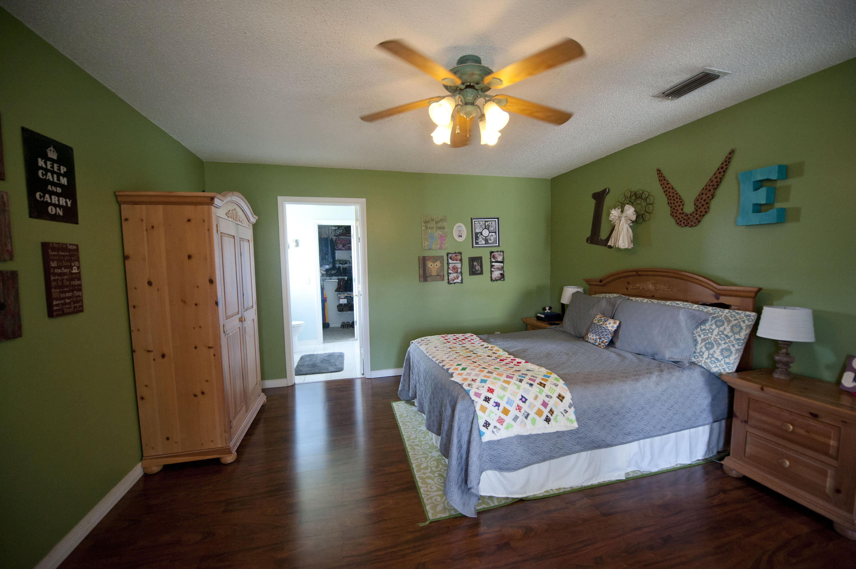 WHISPERING PINES - Residential