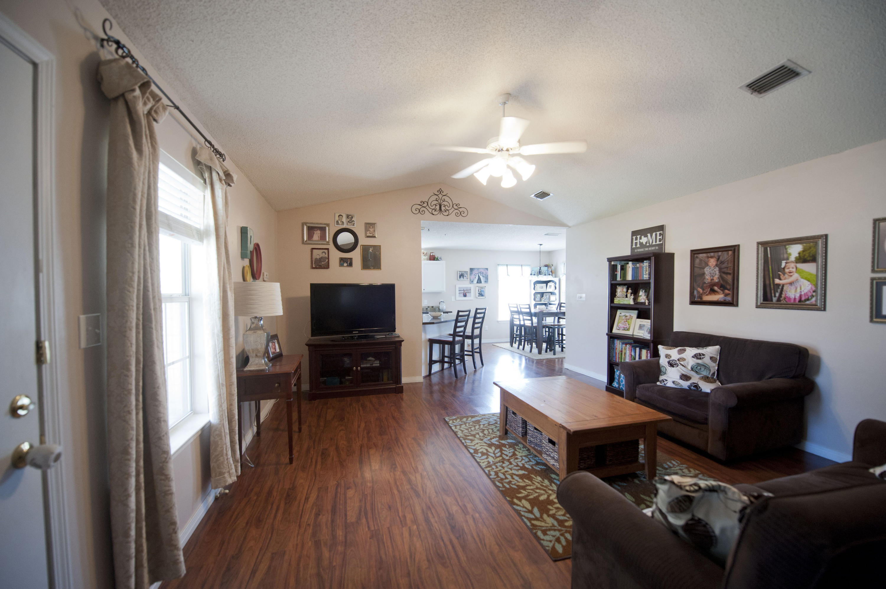 WHISPERING PINES - Residential