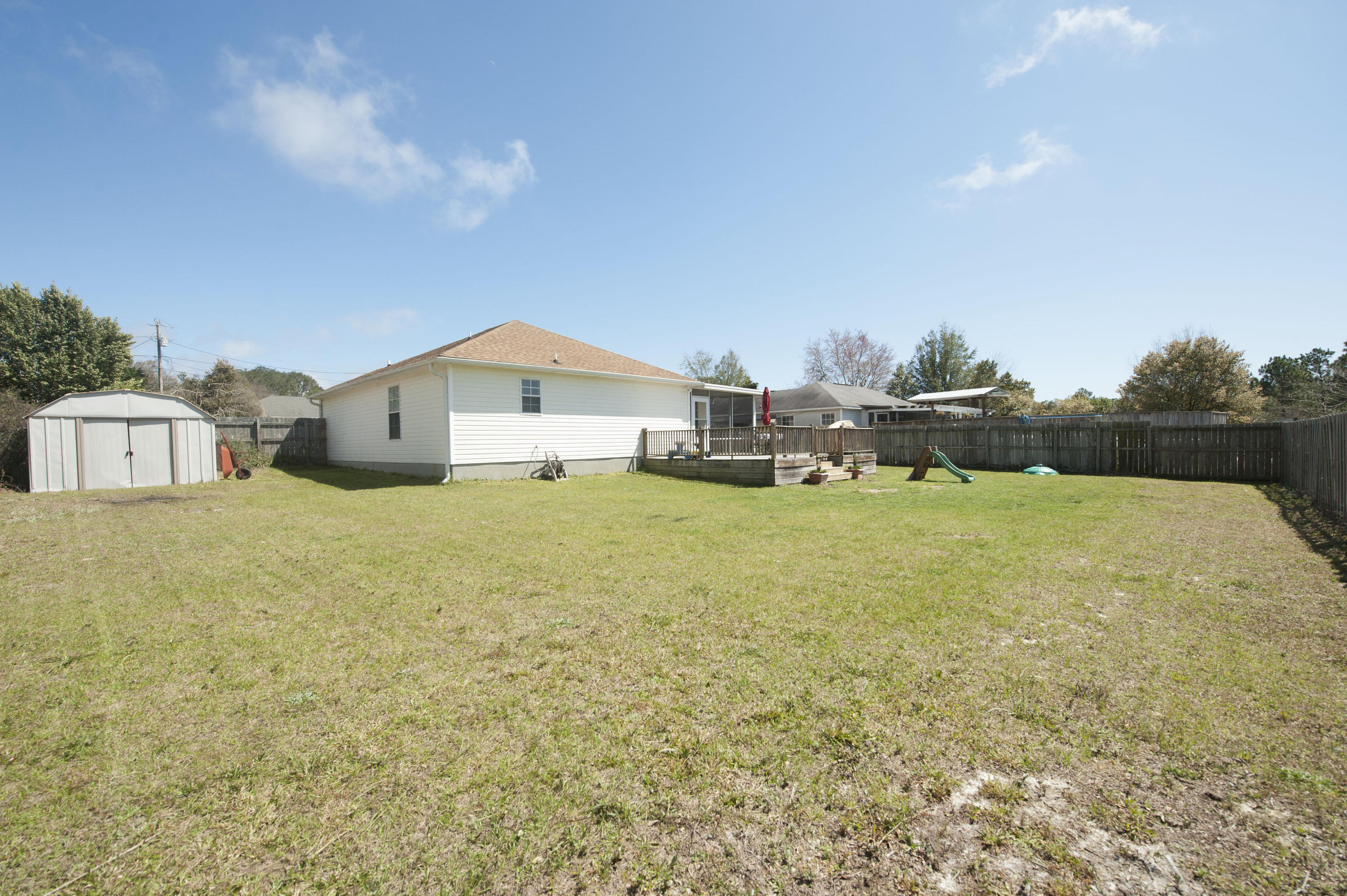 WHISPERING PINES - Residential