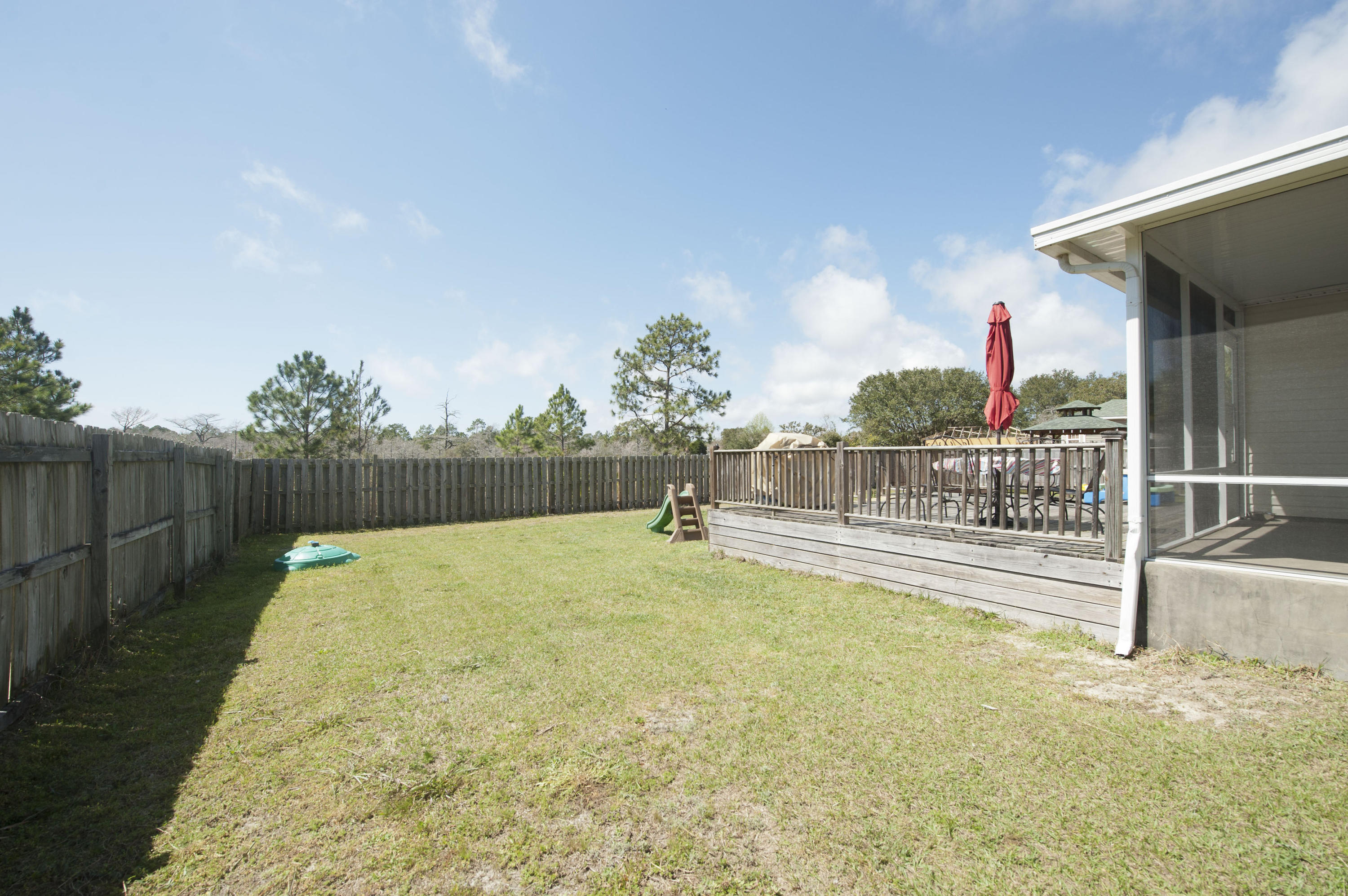 WHISPERING PINES - Residential